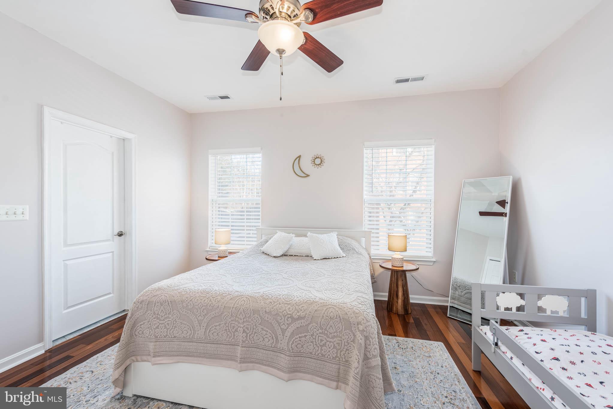 HIGH VIEW AT HUNT VALLEY - Residential
