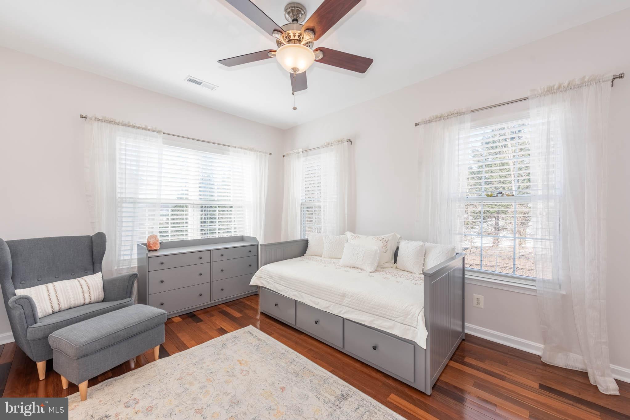 HIGH VIEW AT HUNT VALLEY - Residential
