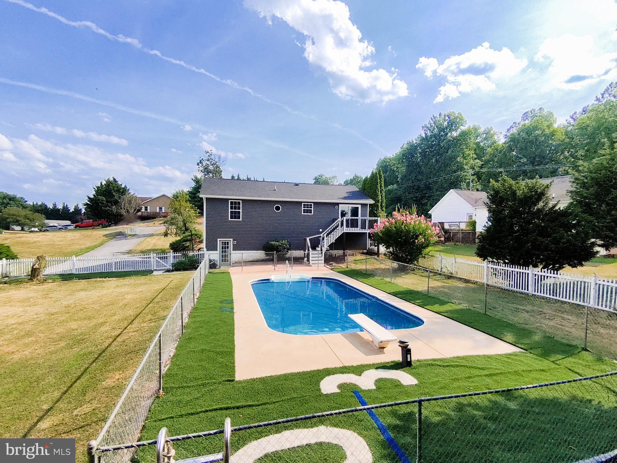 FAIRFIELD - Residential