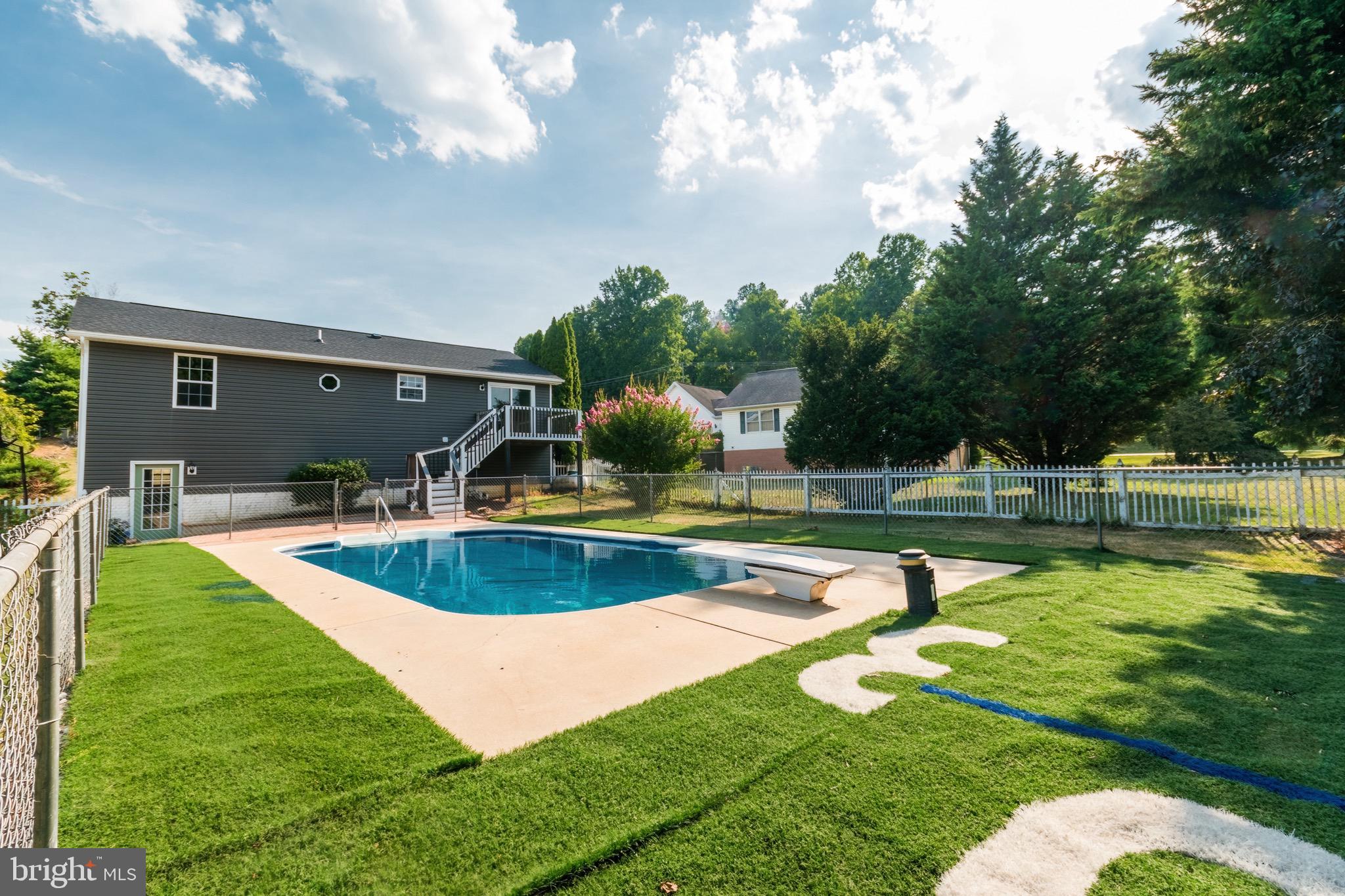 FAIRFIELD - Residential