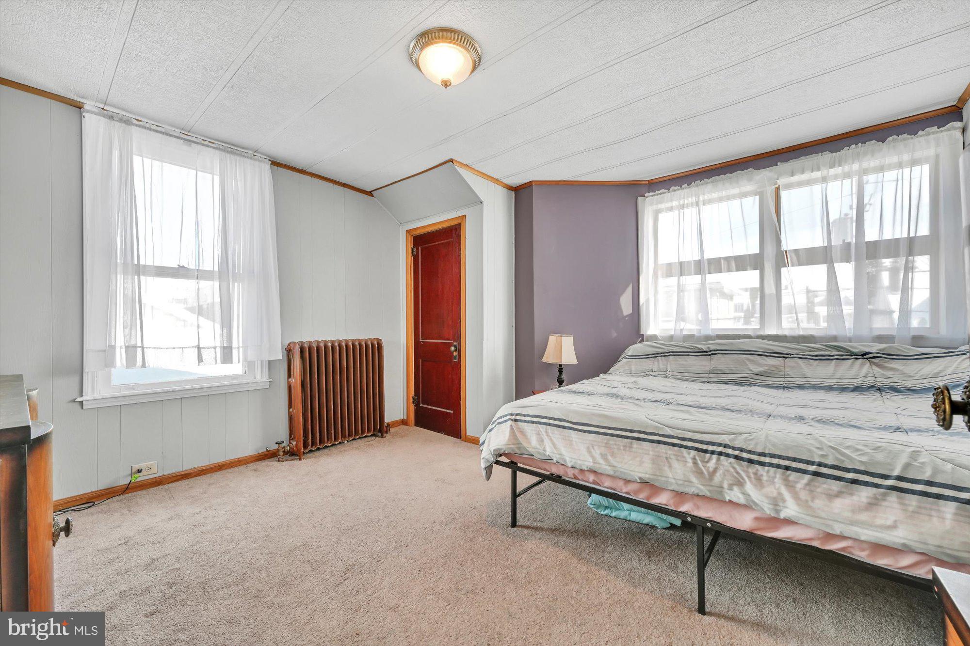 FRACKVILLE - Residential