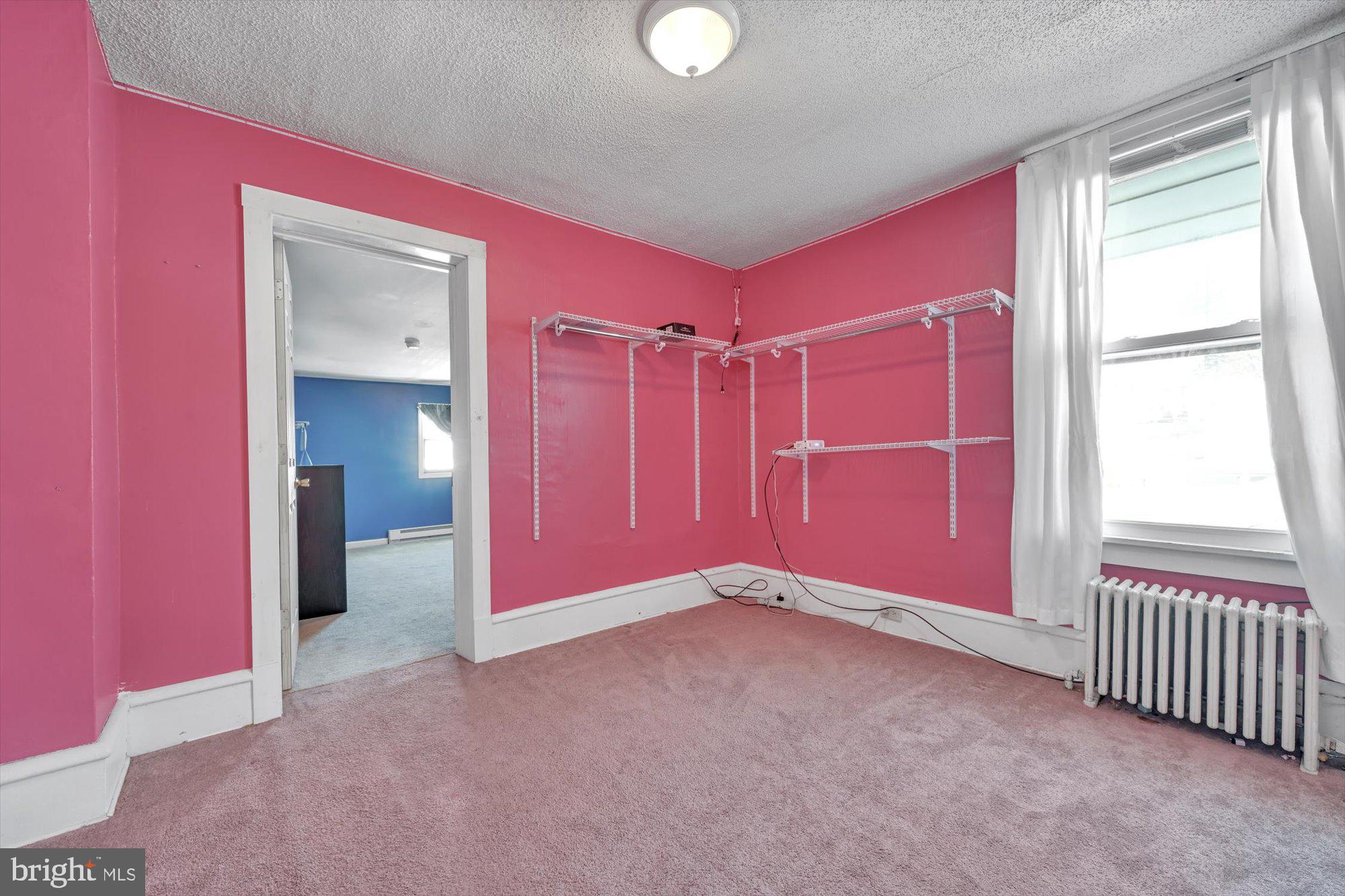 FRACKVILLE - Residential