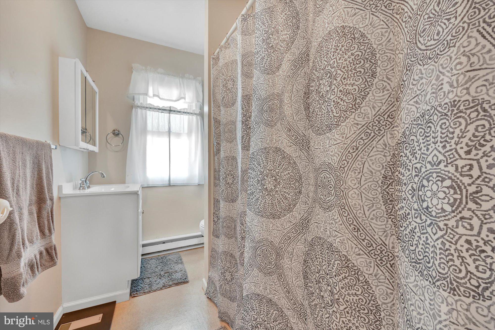 FRACKVILLE - Residential