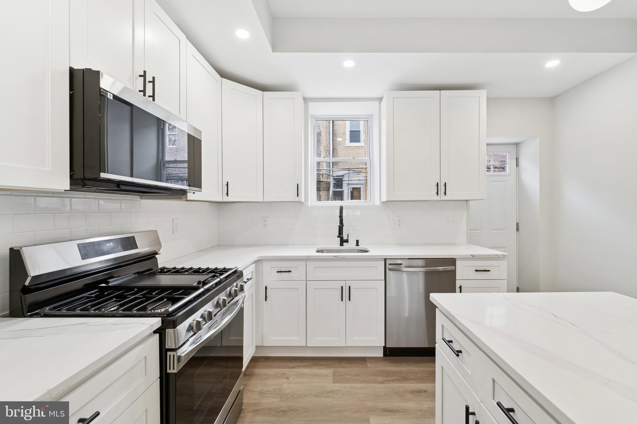 PHILADELPHIA - Residential