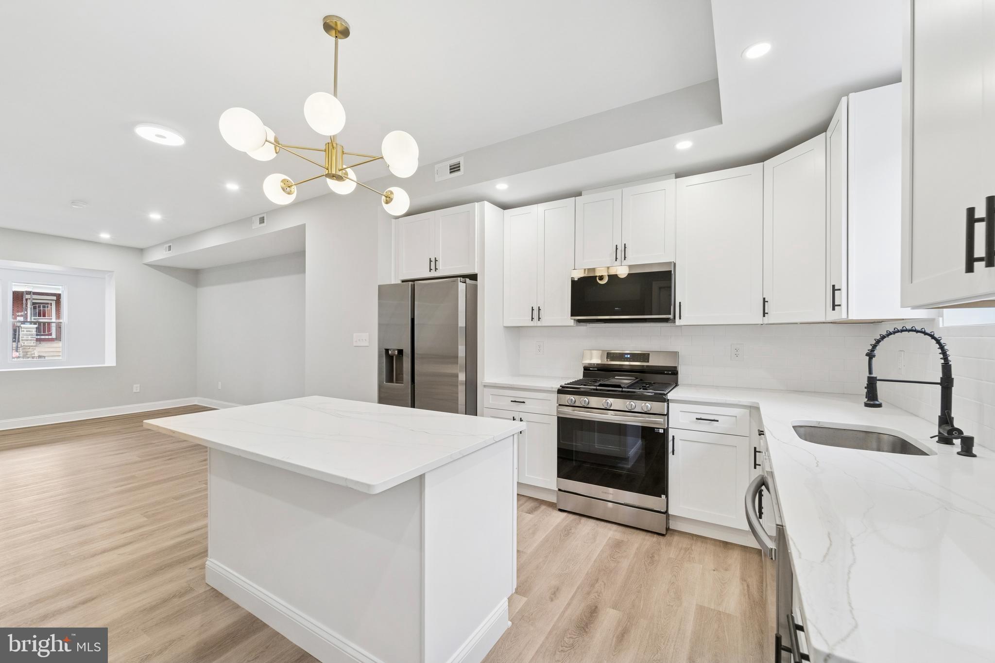 PHILADELPHIA - Residential