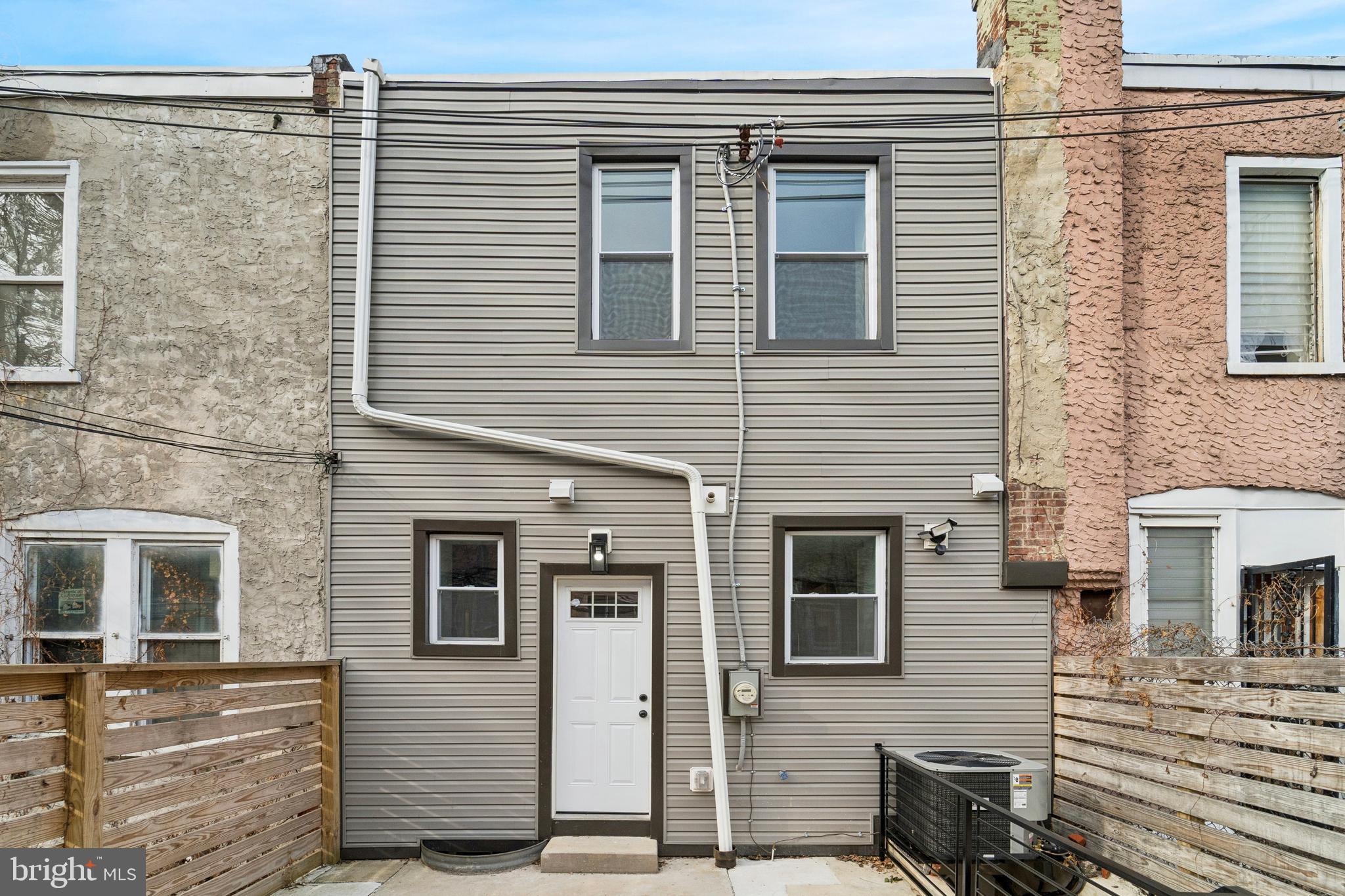 PHILADELPHIA - Residential