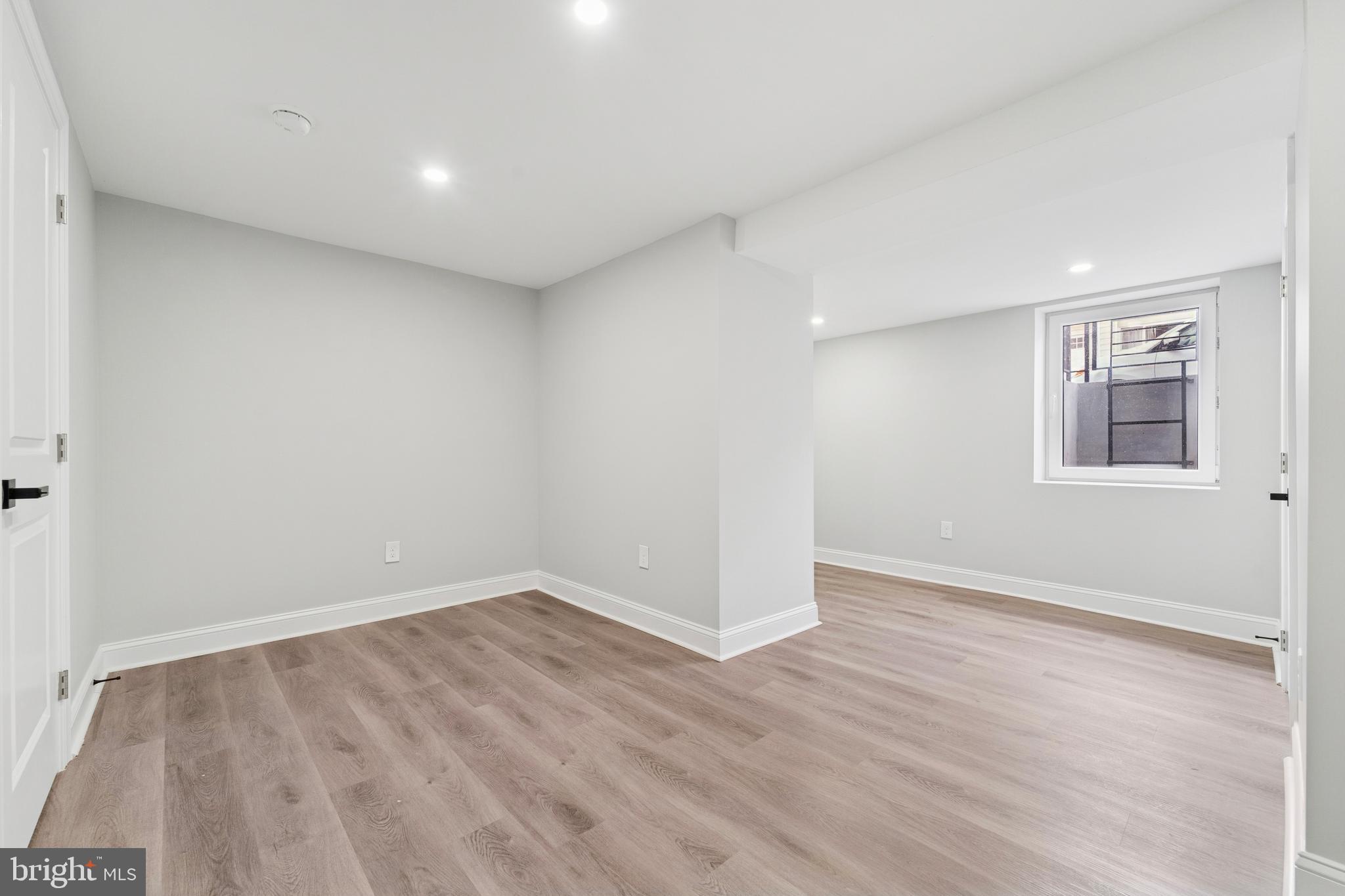 PHILADELPHIA - Residential