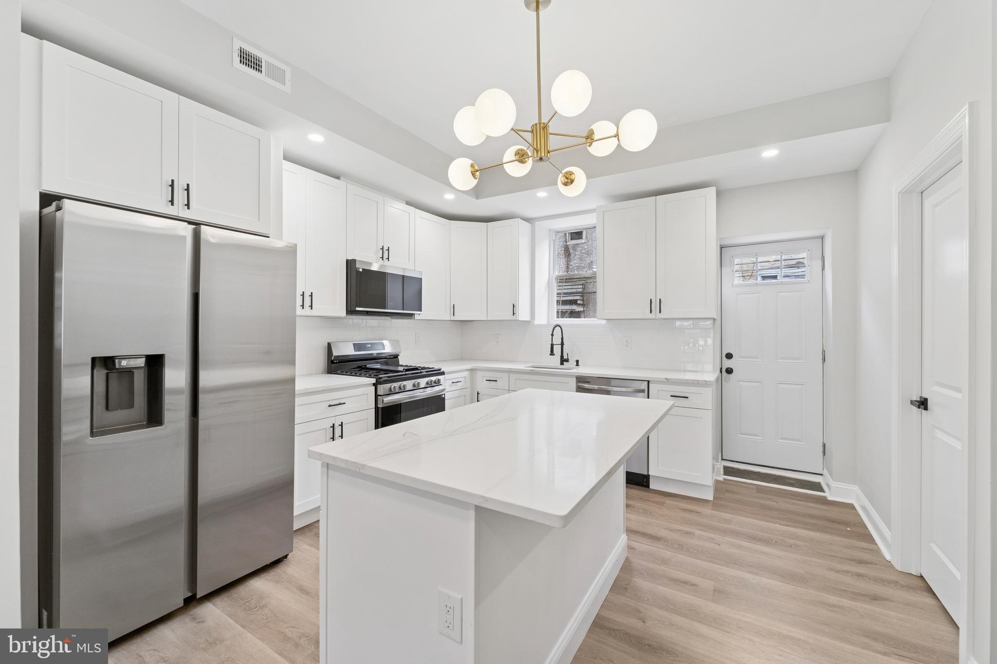 PHILADELPHIA - Residential