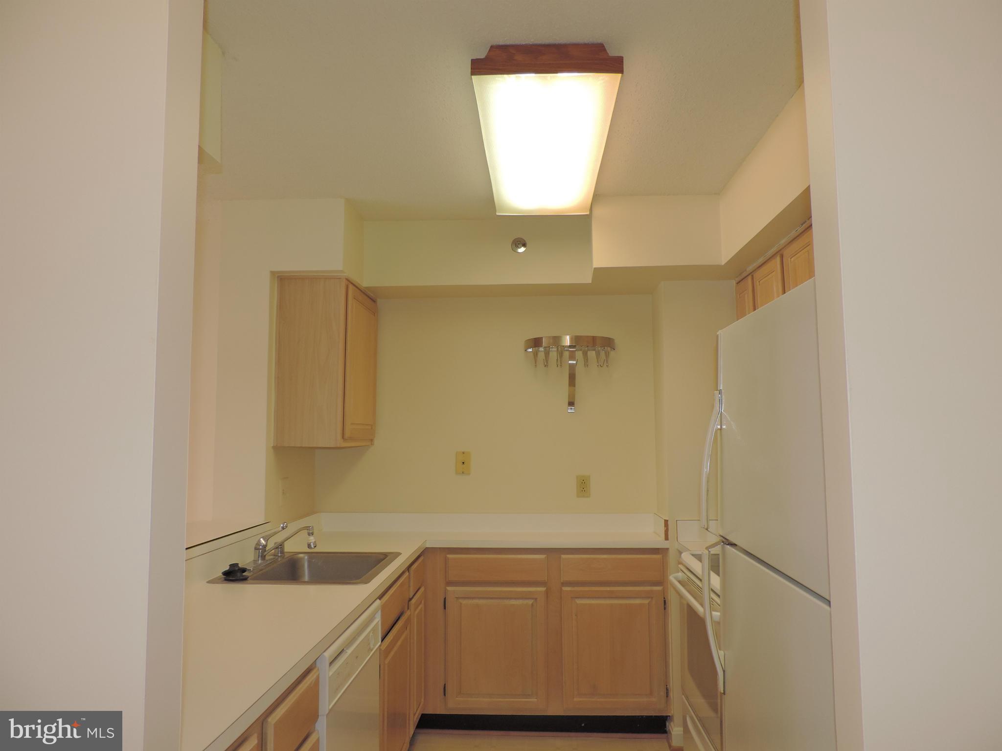 BRADDOCK PLACE - Residential Lease