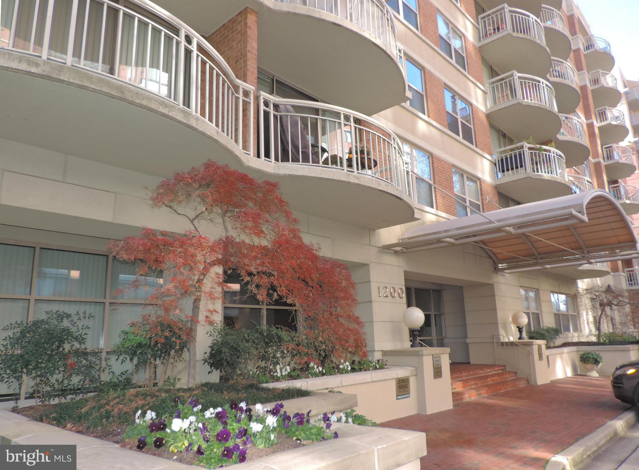 BRADDOCK PLACE - Residential Lease