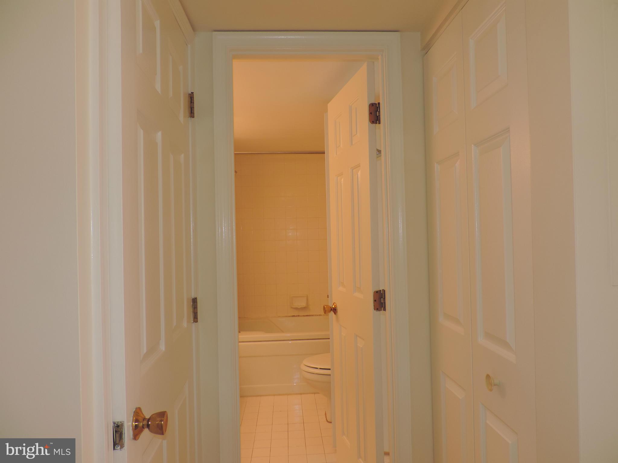 BRADDOCK PLACE - Residential Lease