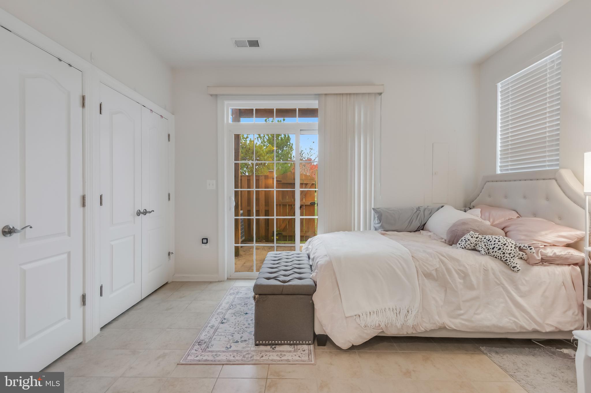 FALLS GROVE CONDOMINIUM - Residential