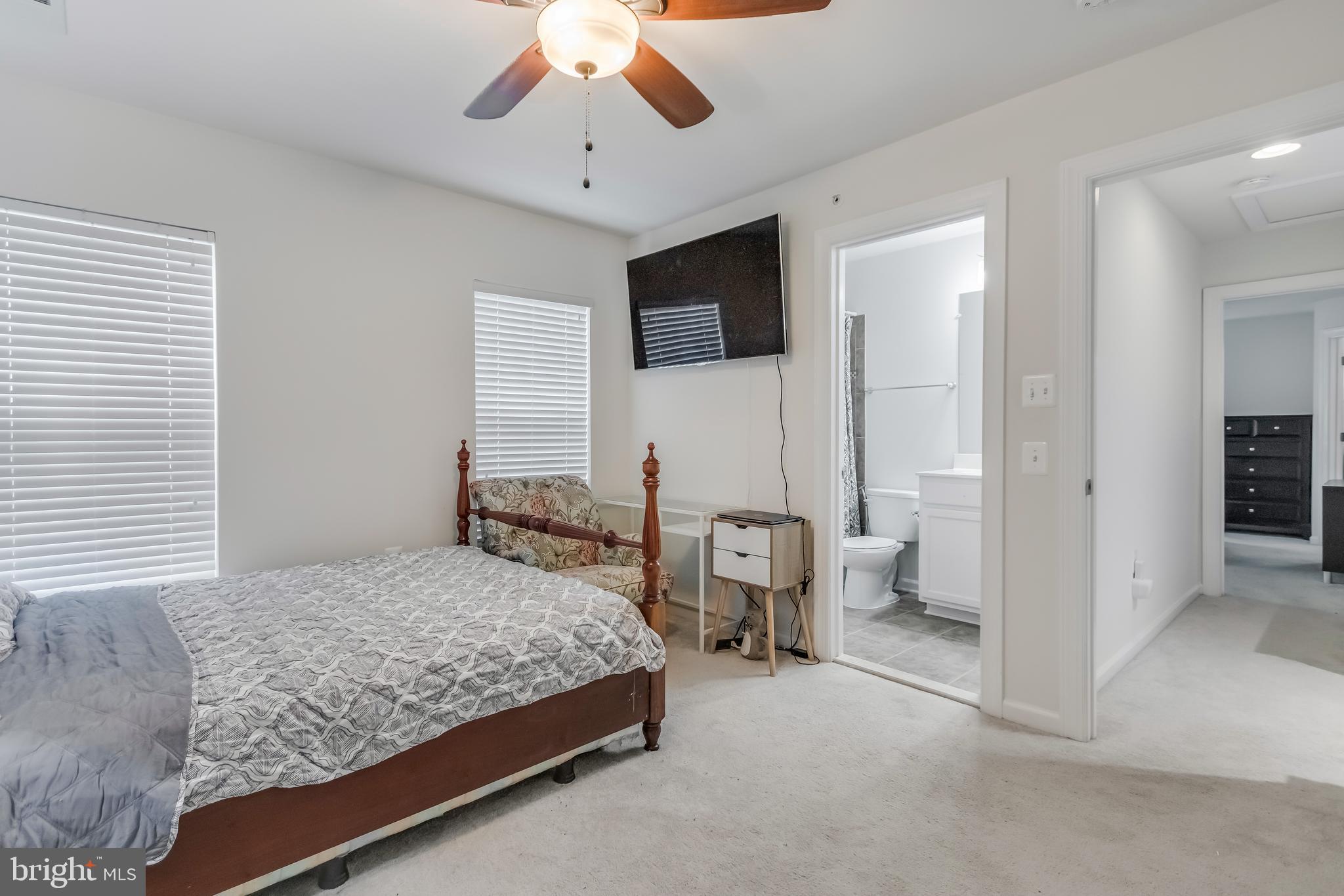 FALLS GROVE CONDOMINIUM - Residential