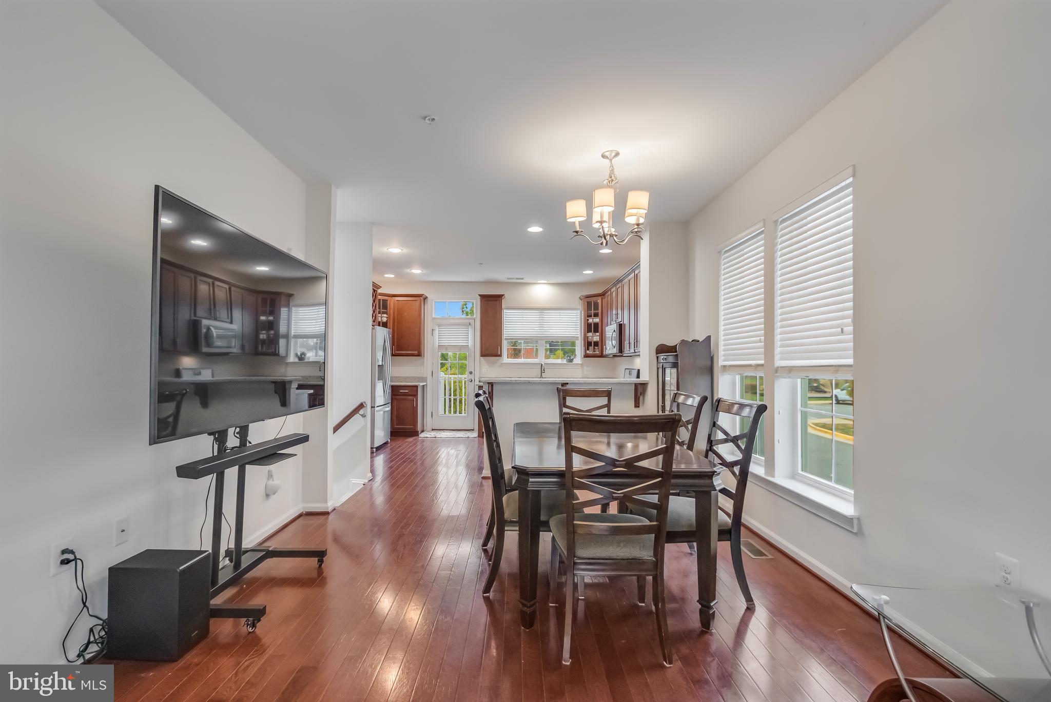 FALLS GROVE CONDOMINIUM - Residential