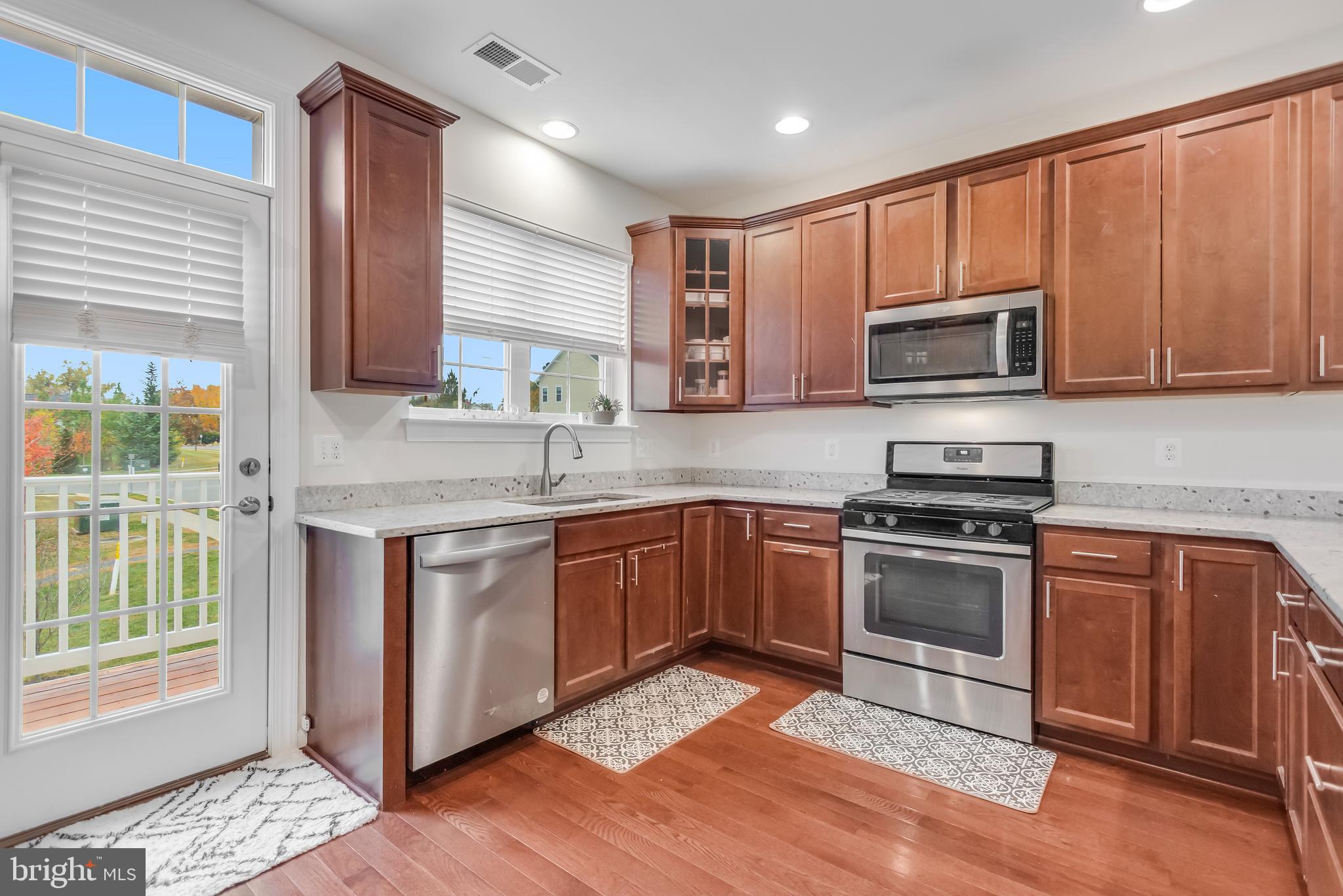 FALLS GROVE CONDOMINIUM - Residential