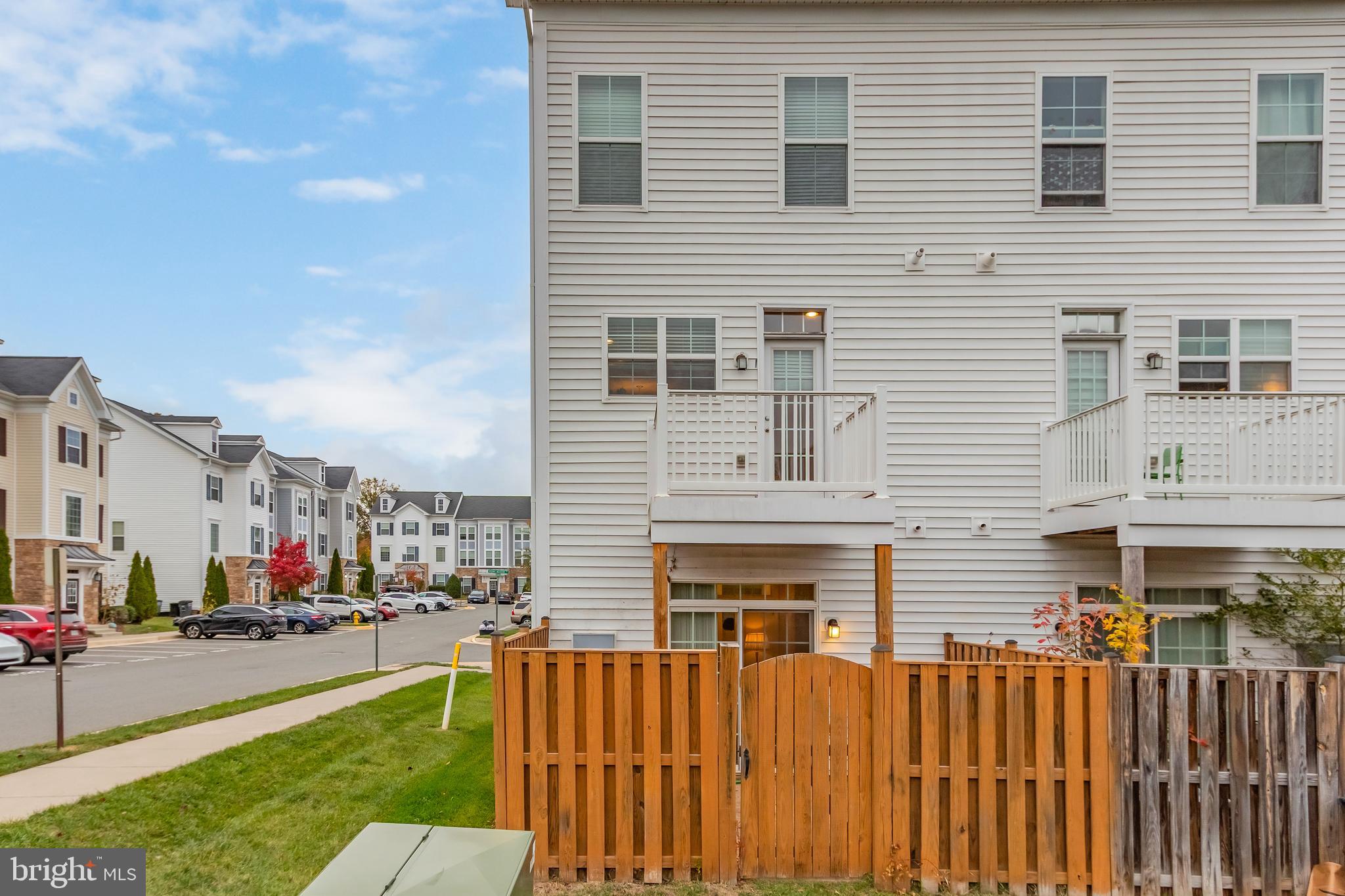 FALLS GROVE CONDOMINIUM - Residential