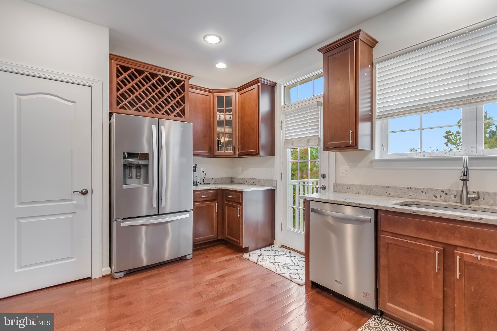 FALLS GROVE CONDOMINIUM - Residential