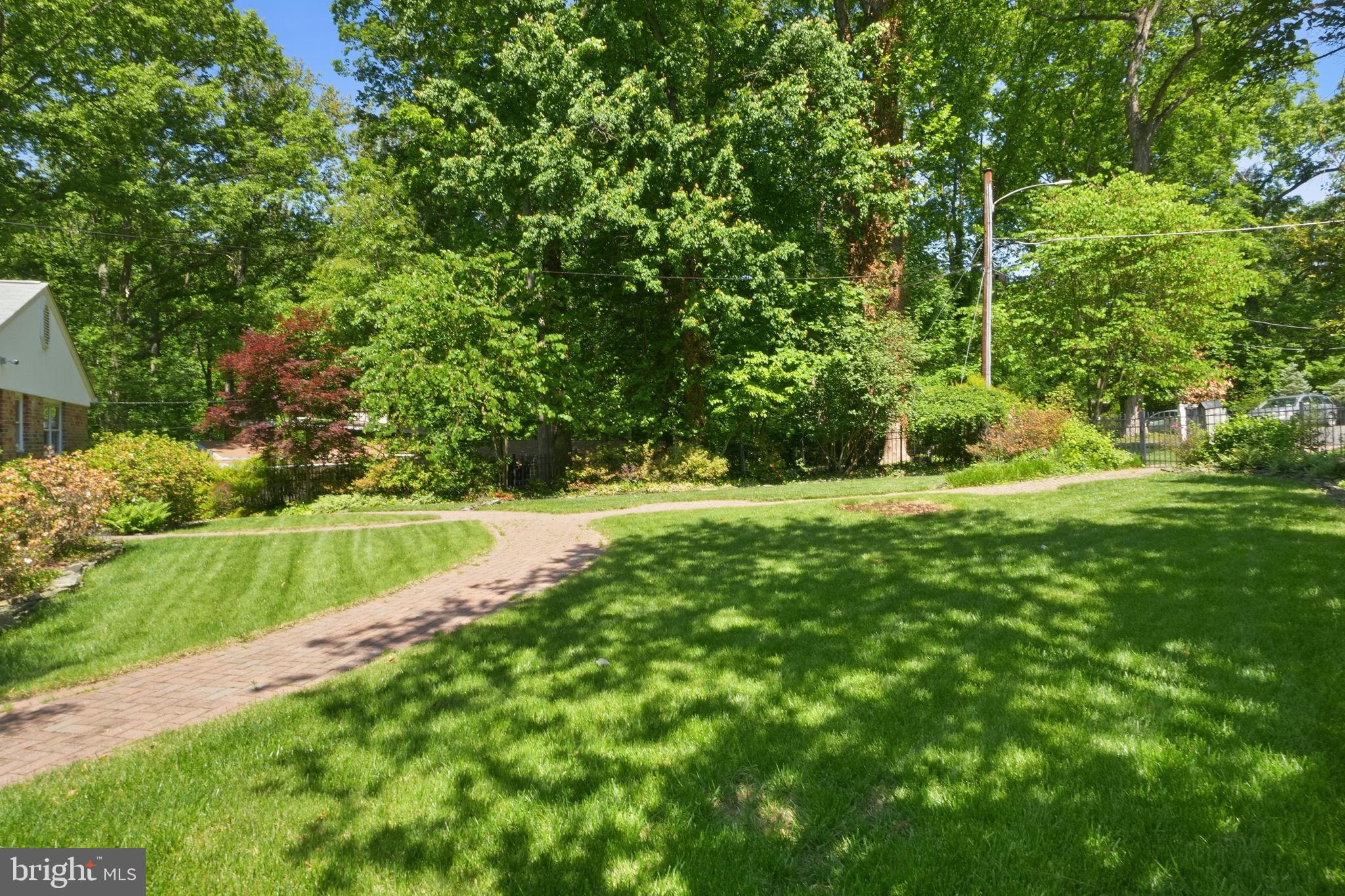 3917 MALCOLM COURT