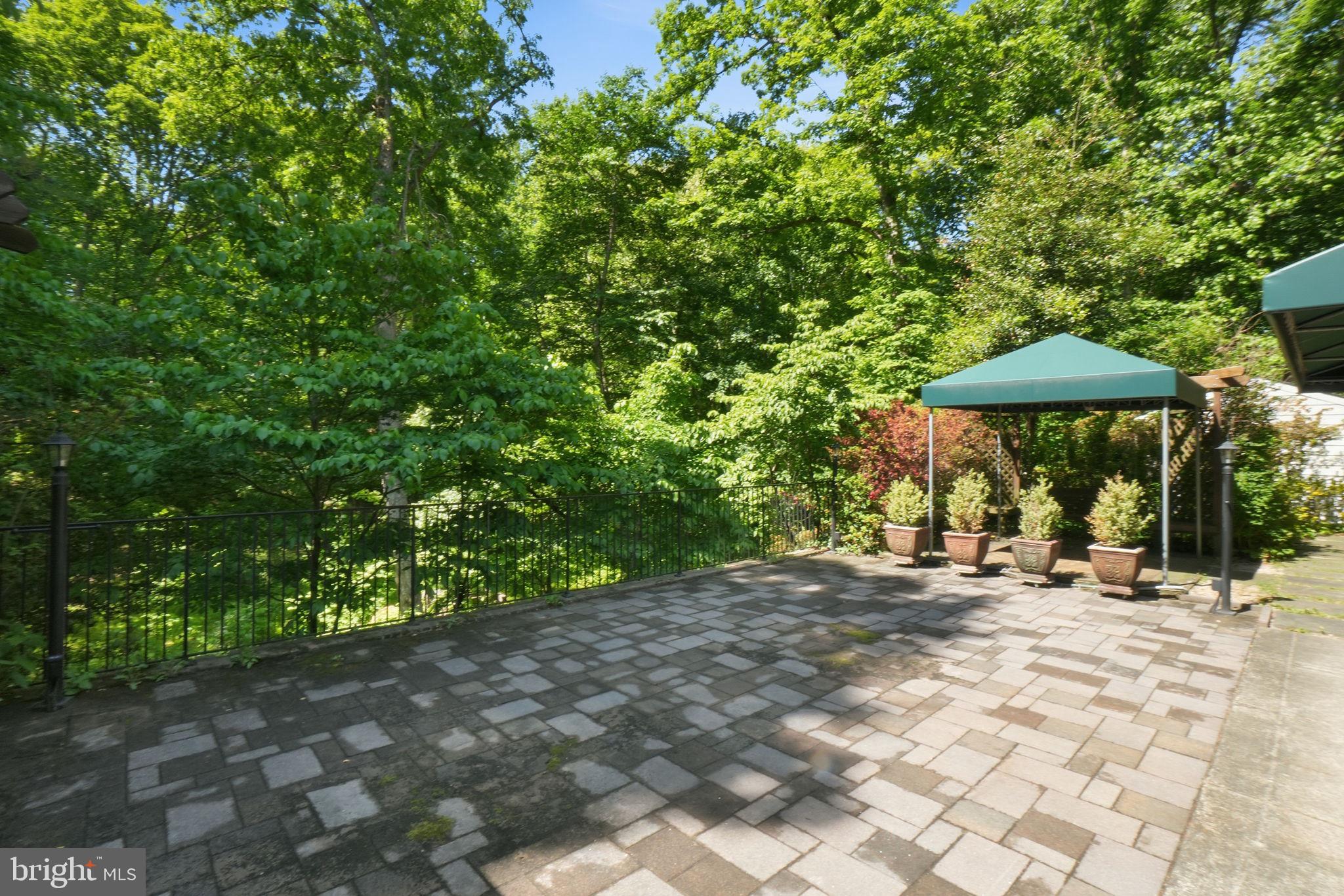 PLEASANT RIDGE - Residential