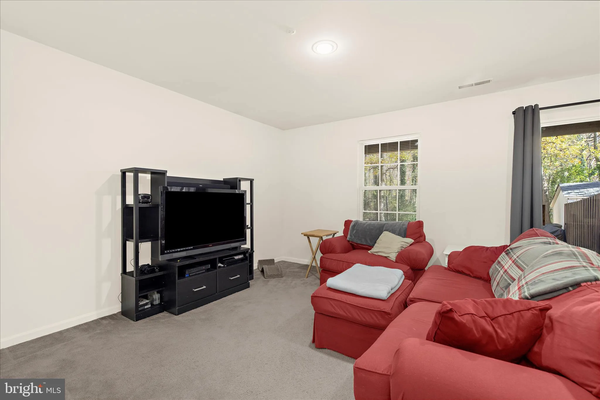 Baltimore, Maryland 21221, United States, 3 Bedrooms Bedrooms, ,2 BathroomsBathrooms,Residential,Coming Soon,233389