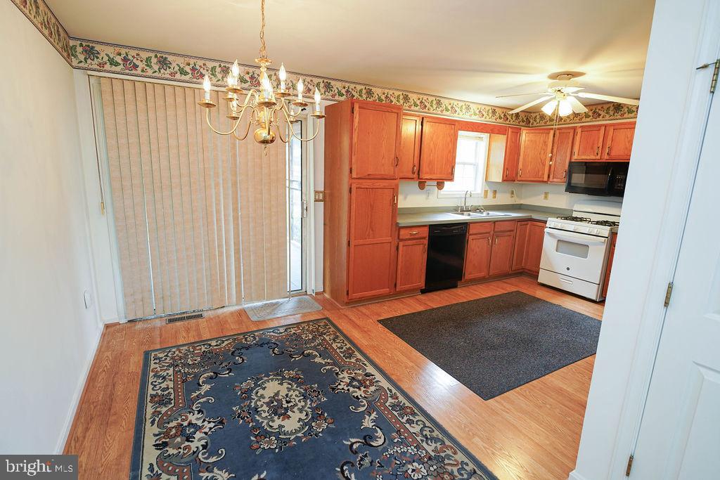 SOMERSET LANDING - Residential