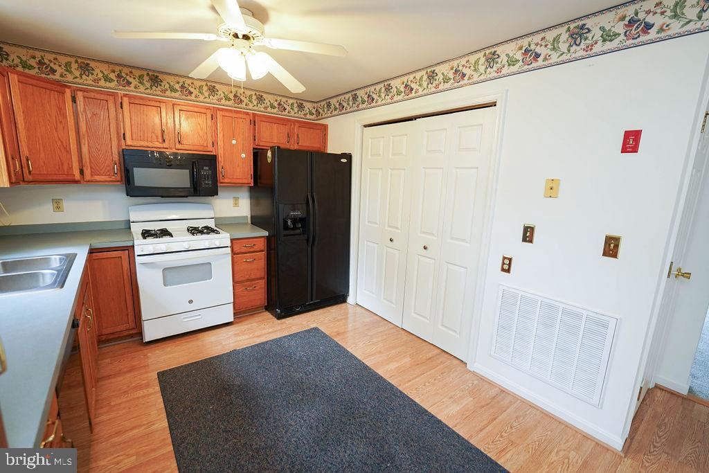 SOMERSET LANDING - Residential