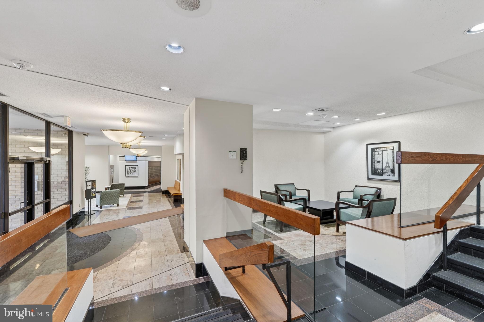 203 YOAKUM PARKWAY 1625