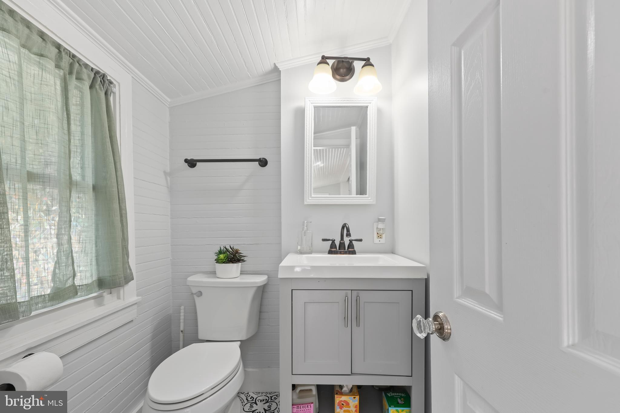 TOWN OF HAMILTON - Residential