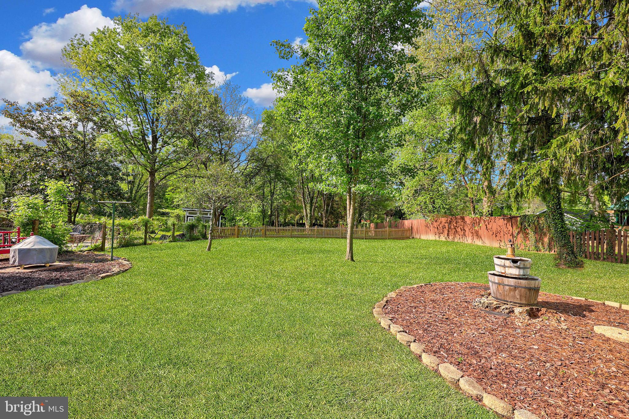 TOWN OF HAMILTON - Residential