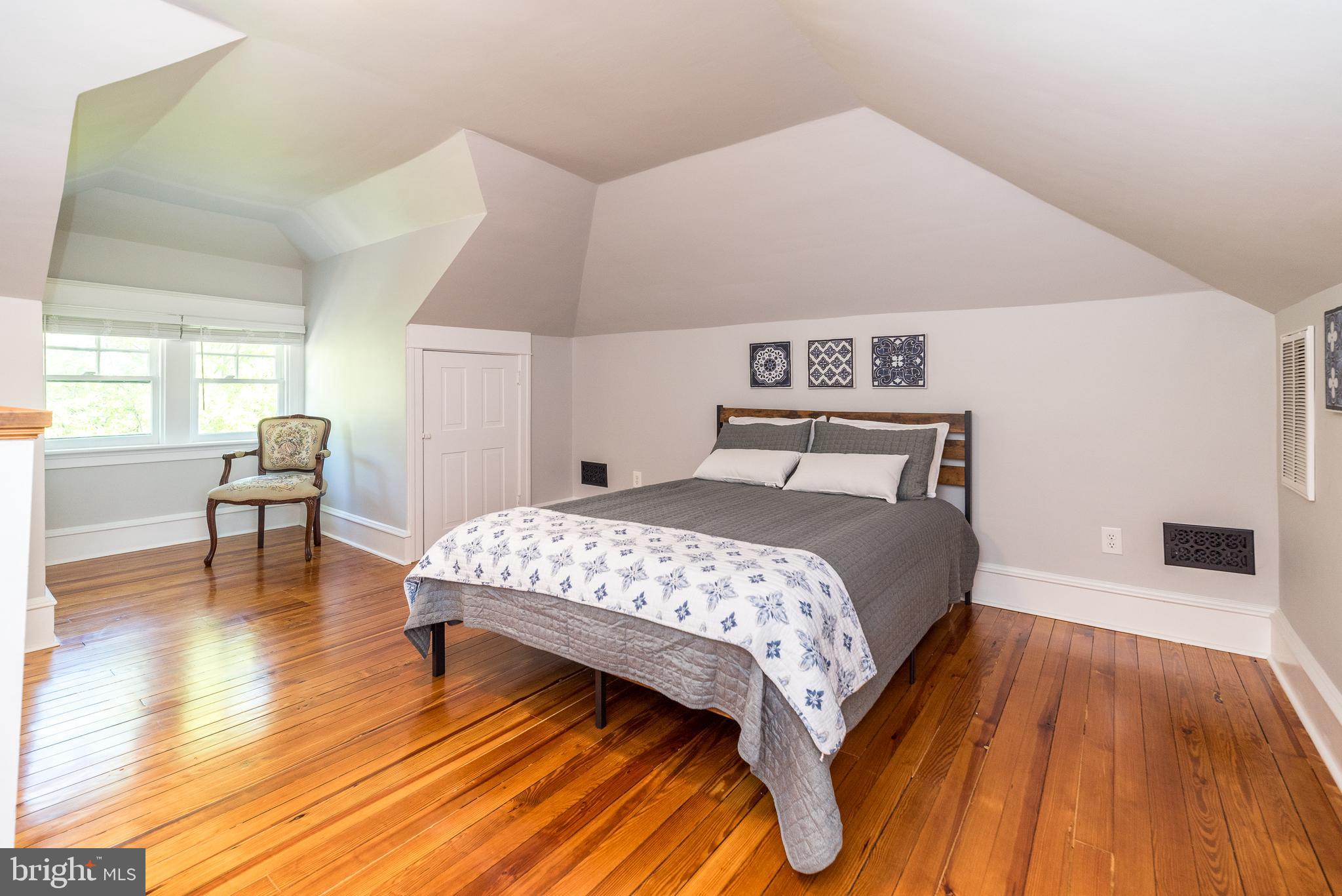 DOYLESTOWN BORO - Residential