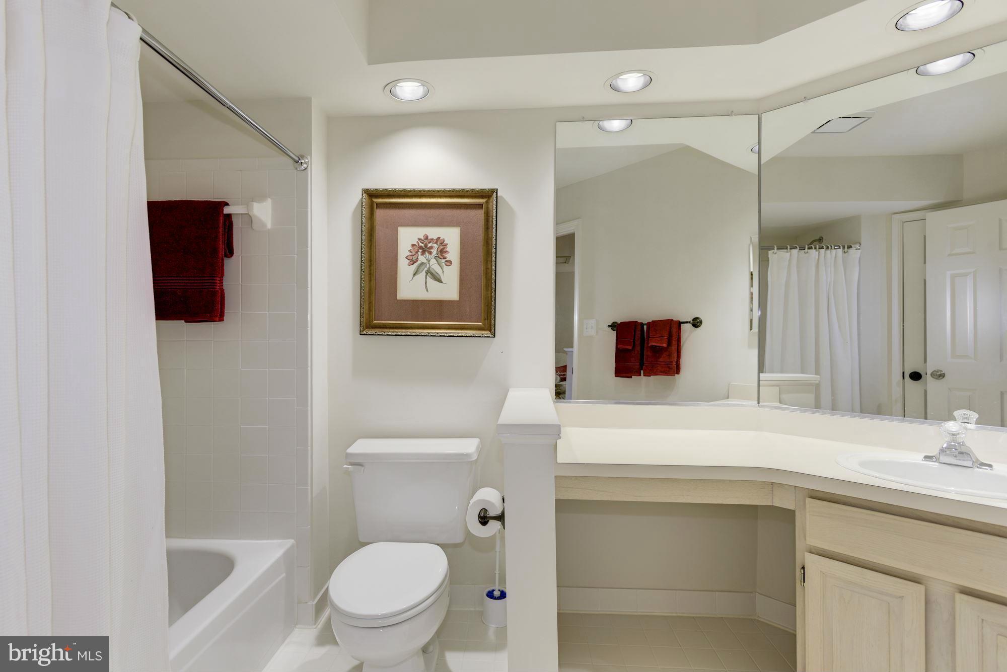 BALDWIN GROVE - Residential