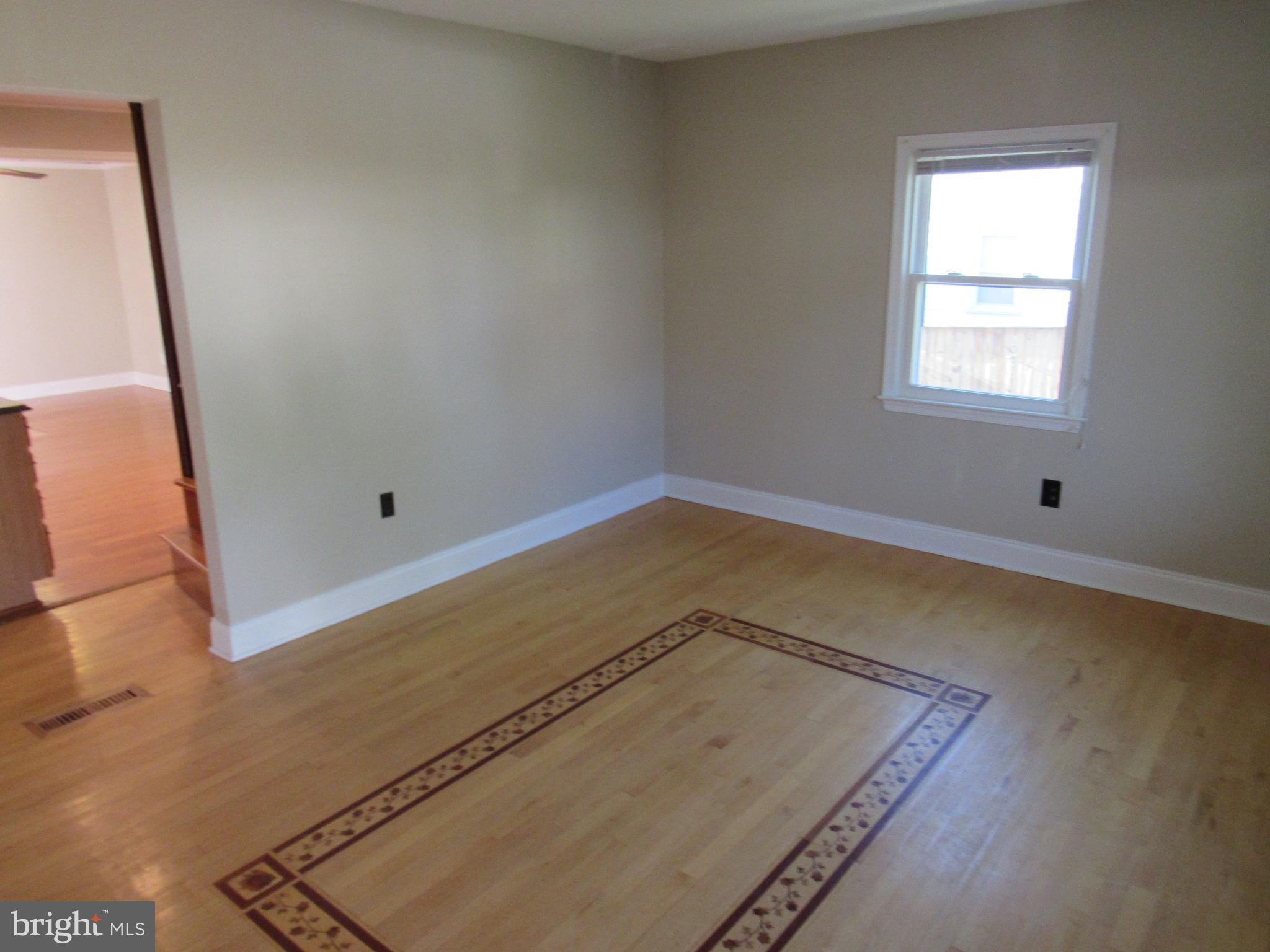 VEIRS MILL VILLAGE - Residential