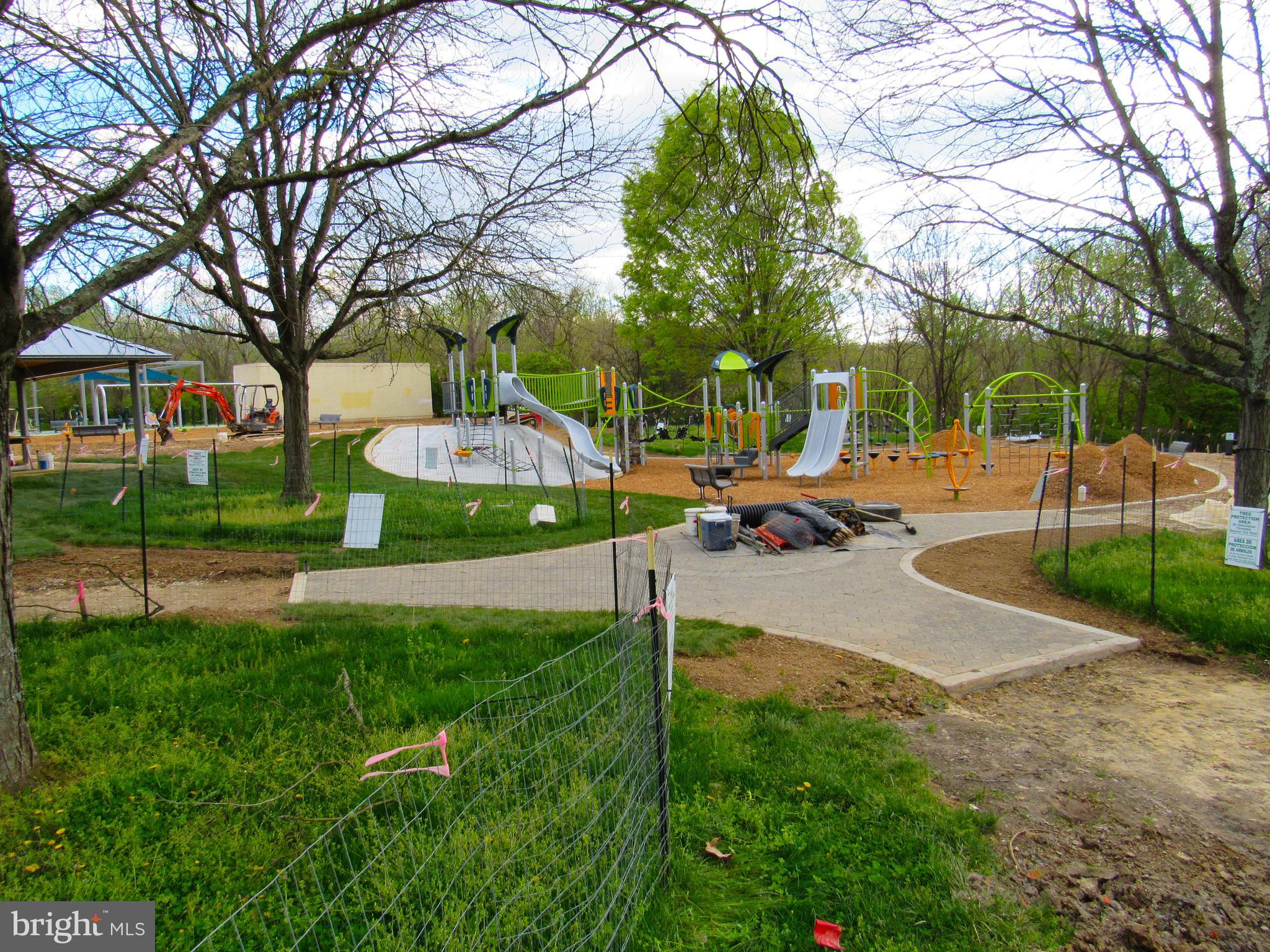 VEIRS MILL VILLAGE - Residential