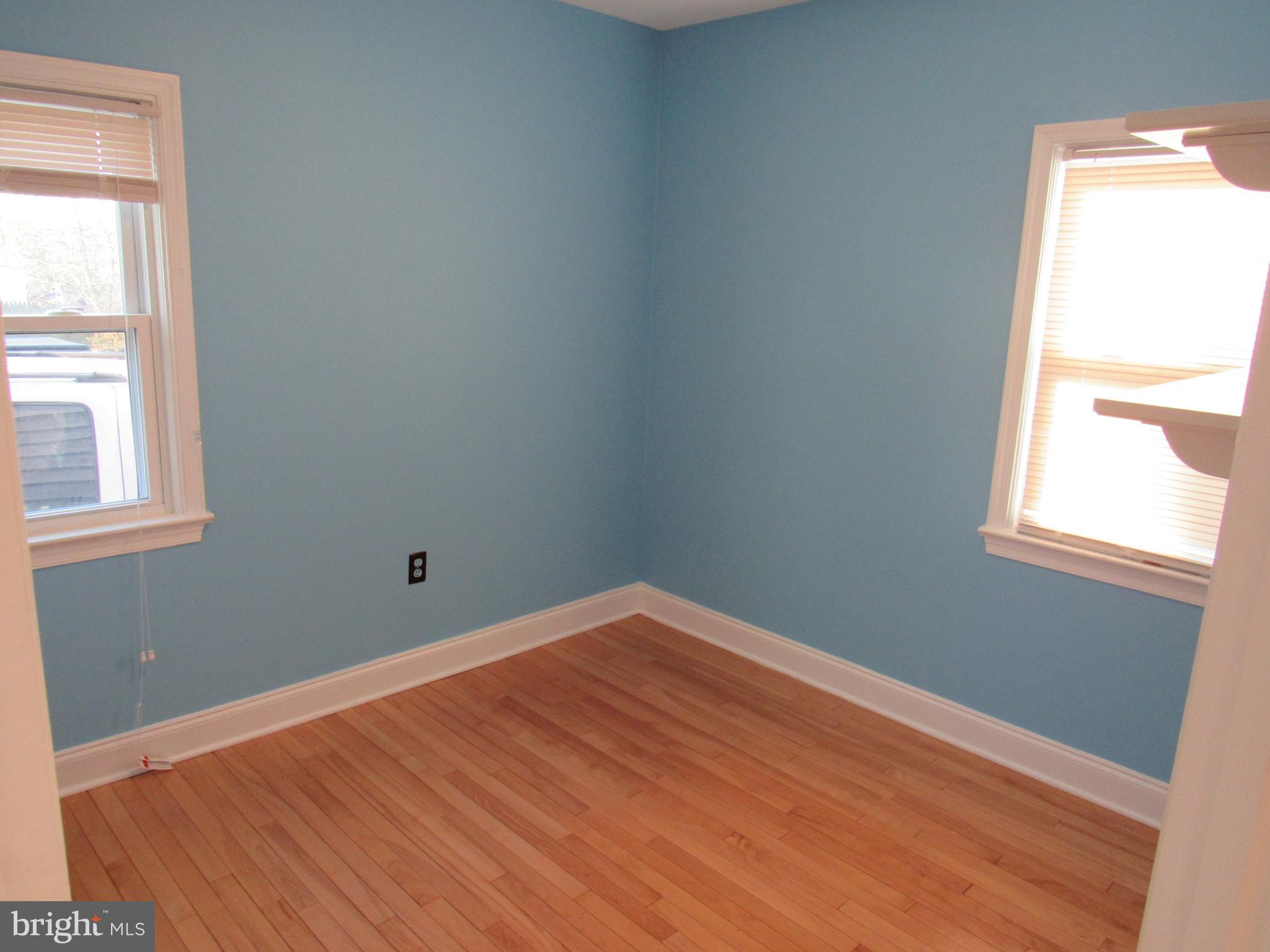 VEIRS MILL VILLAGE - Residential