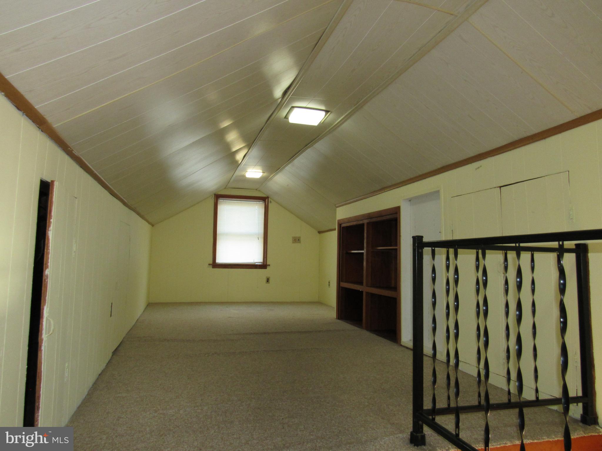 VEIRS MILL VILLAGE - Residential