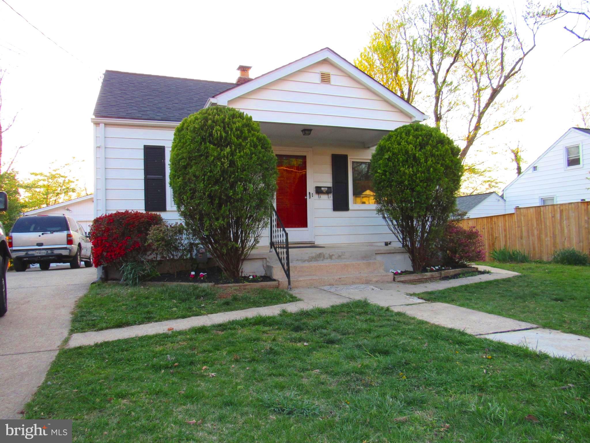 VEIRS MILL VILLAGE - Residential