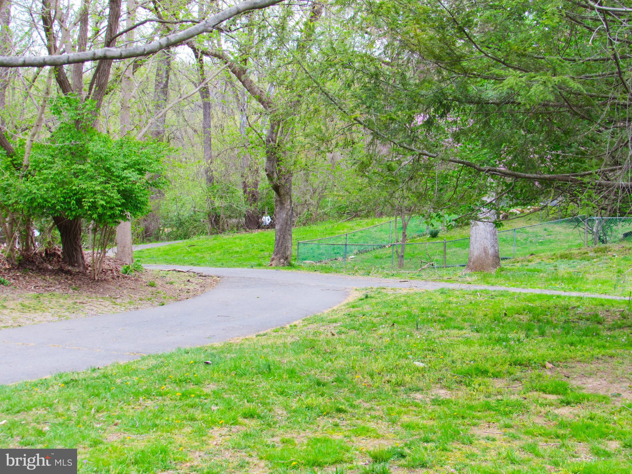 VEIRS MILL VILLAGE - Residential