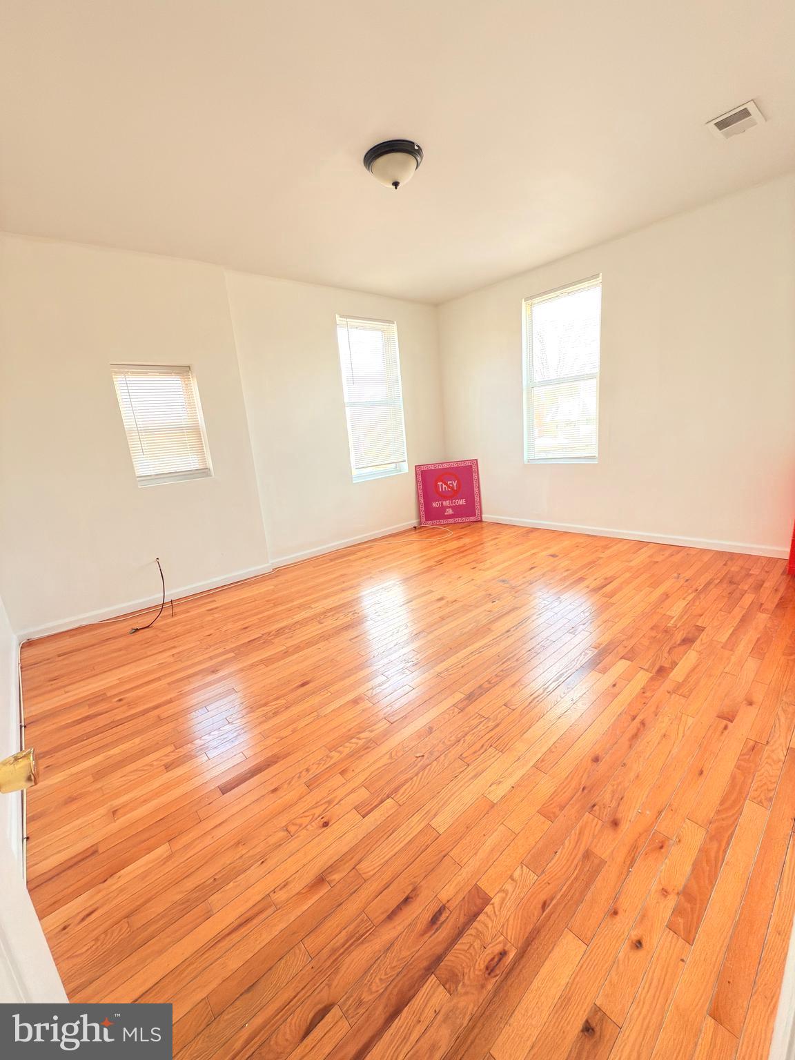 WEST PHILADELPHIA - Commercial Sale