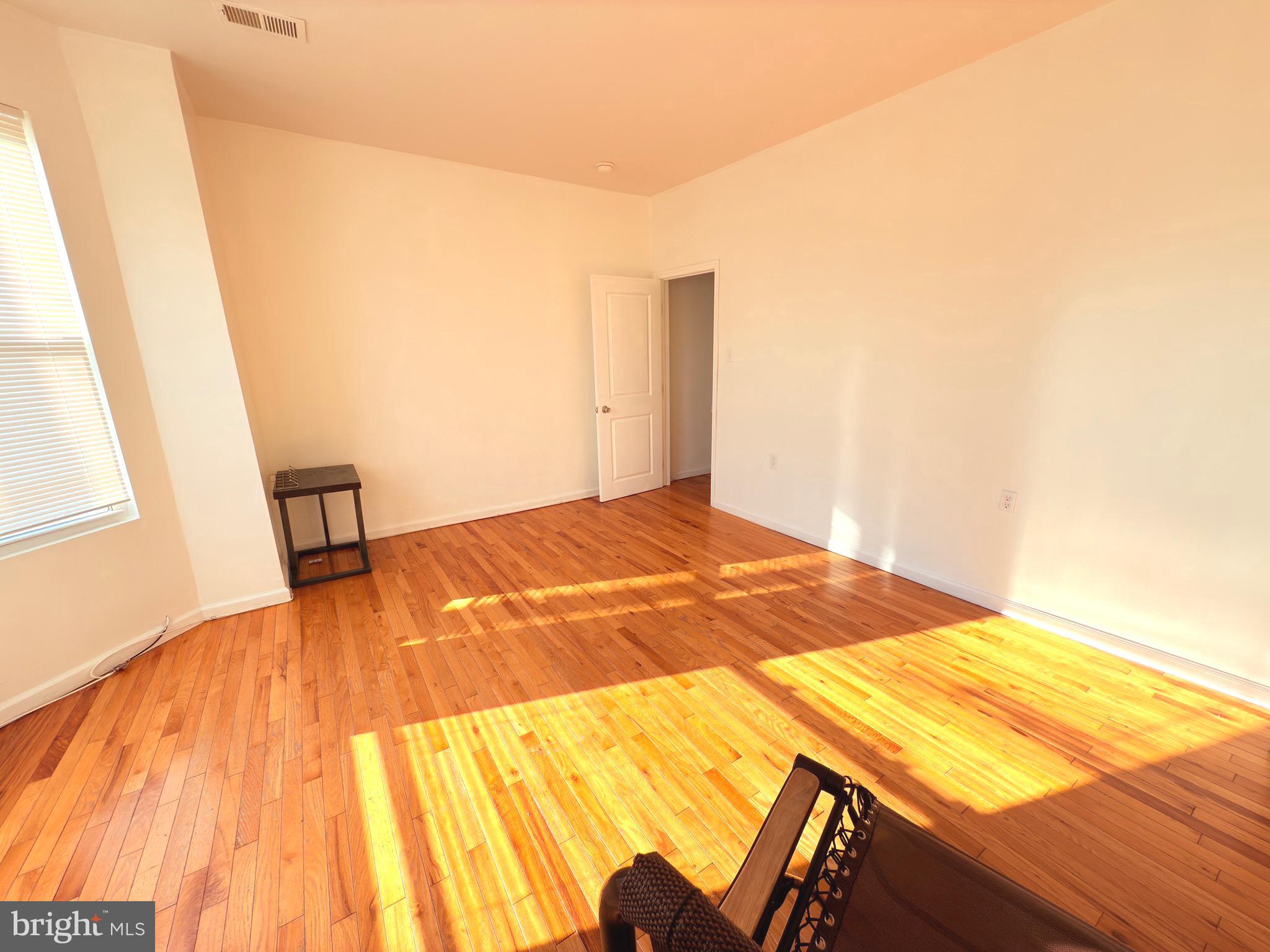 WEST PHILADELPHIA - Commercial Sale