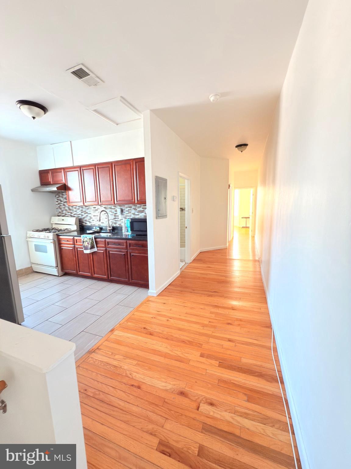 WEST PHILADELPHIA - Commercial Sale