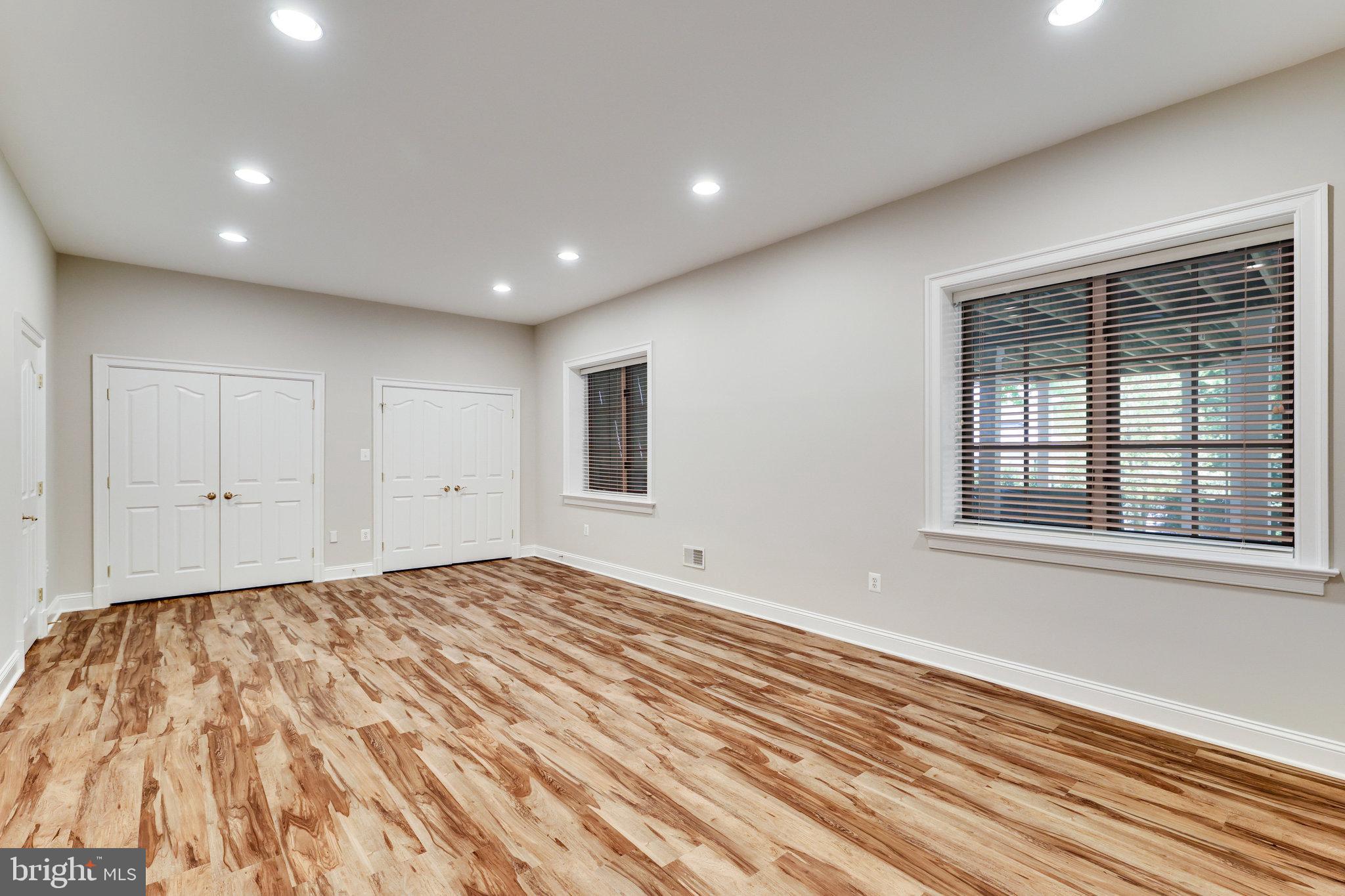 THE RESERVE - Residential