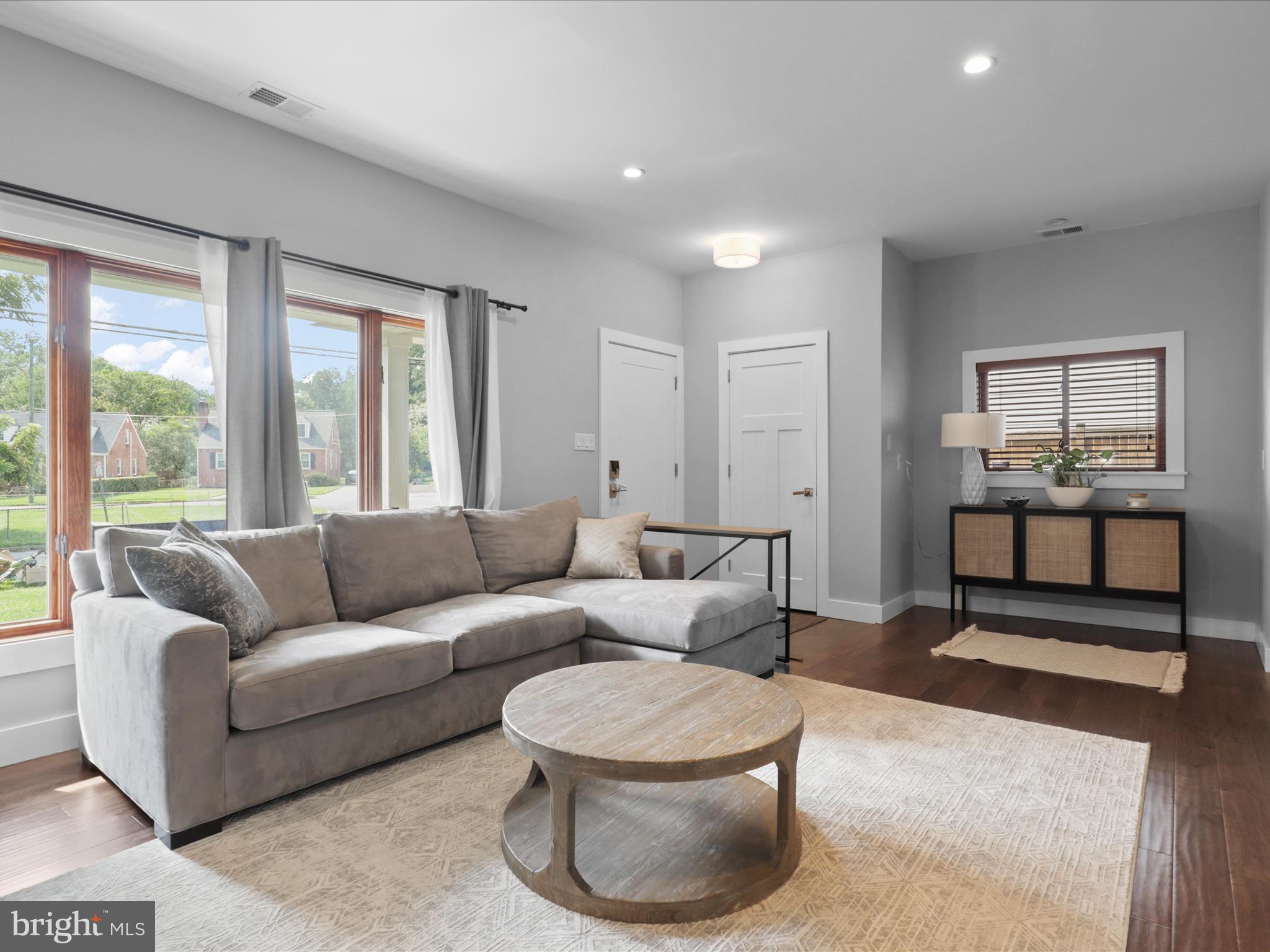 FENWICK PARK - Residential Lease