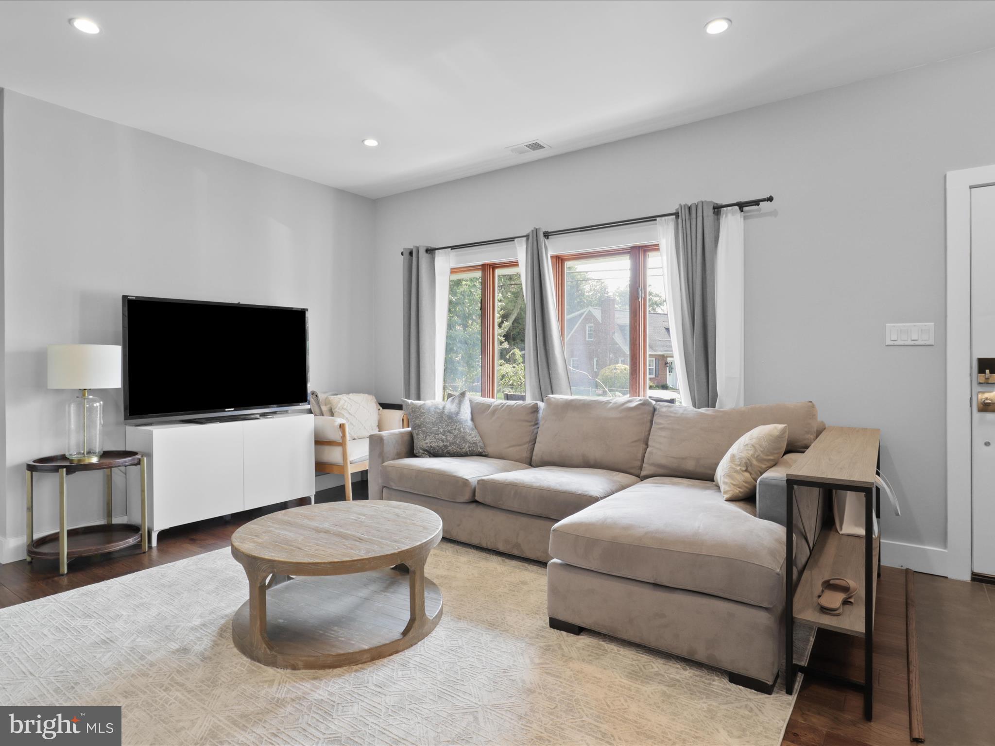 FENWICK PARK - Residential Lease