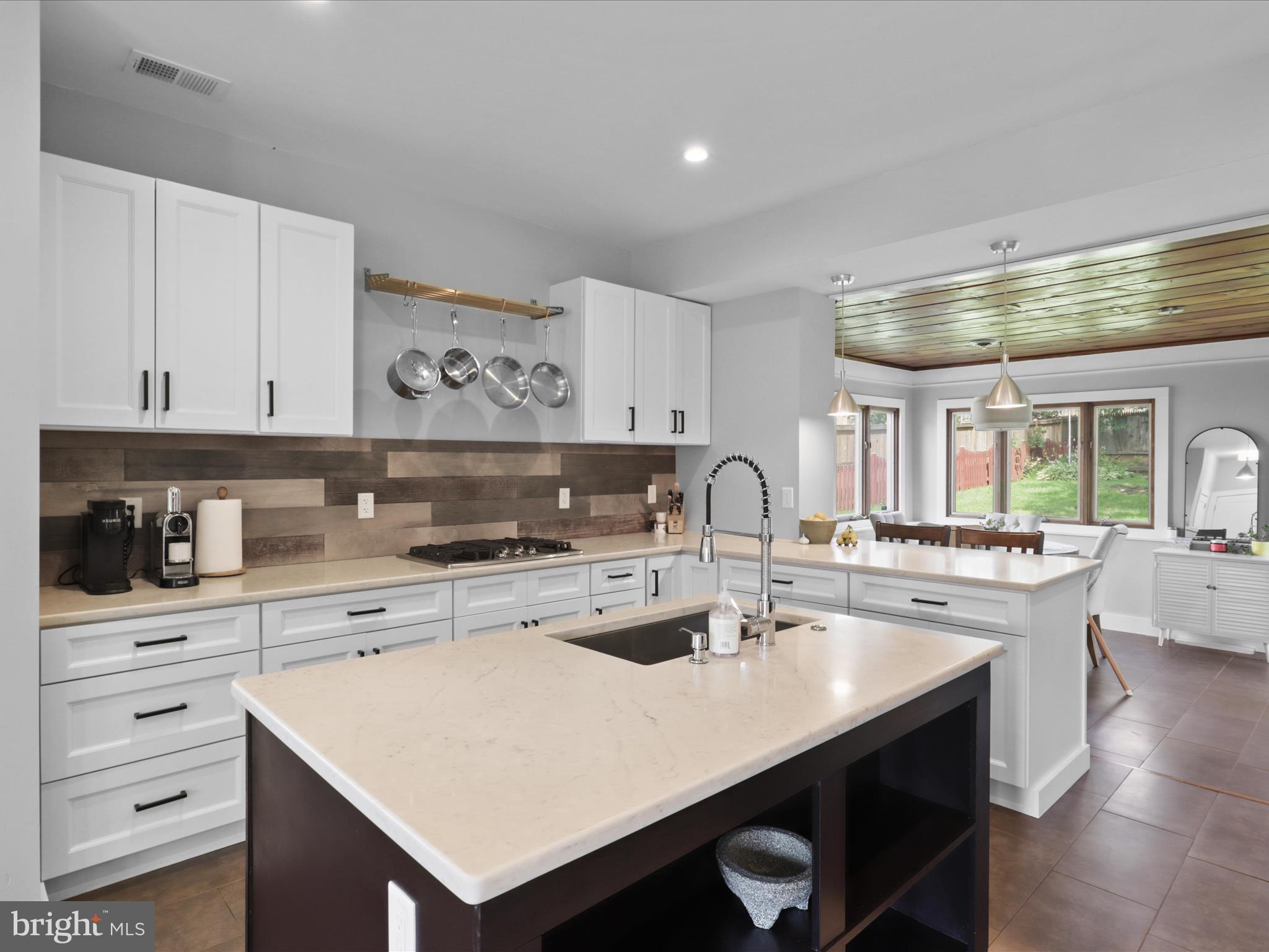 FENWICK PARK - Residential Lease