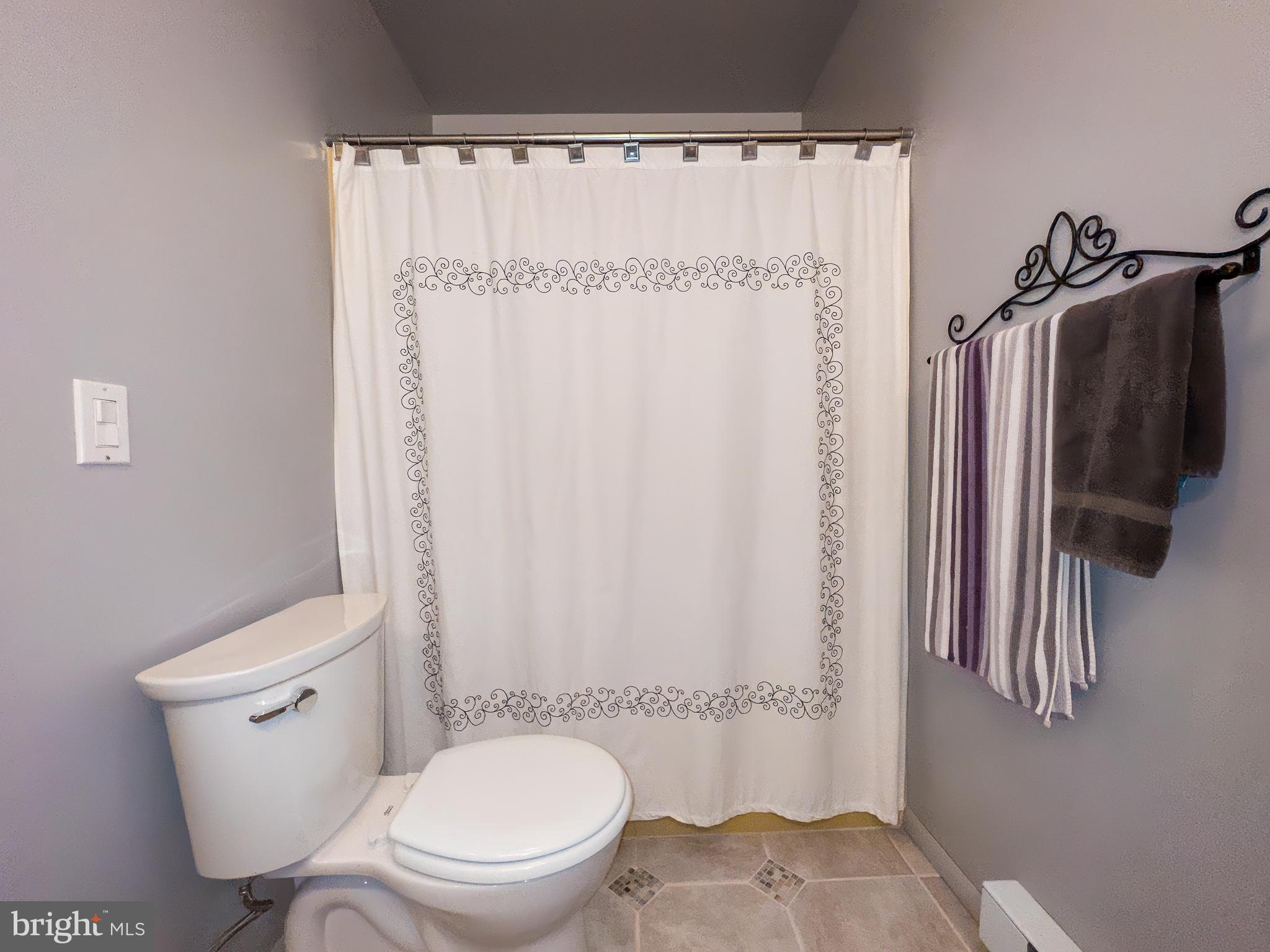 STRAWBERRY HILLS - Residential