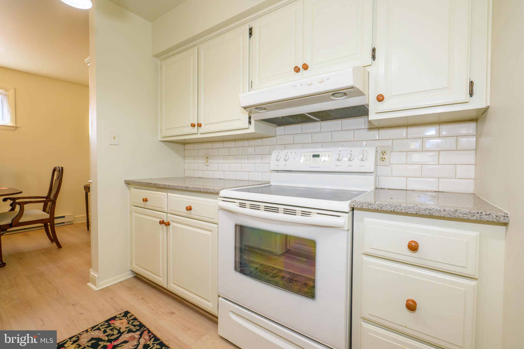 STRAWBERRY HILLS - Residential