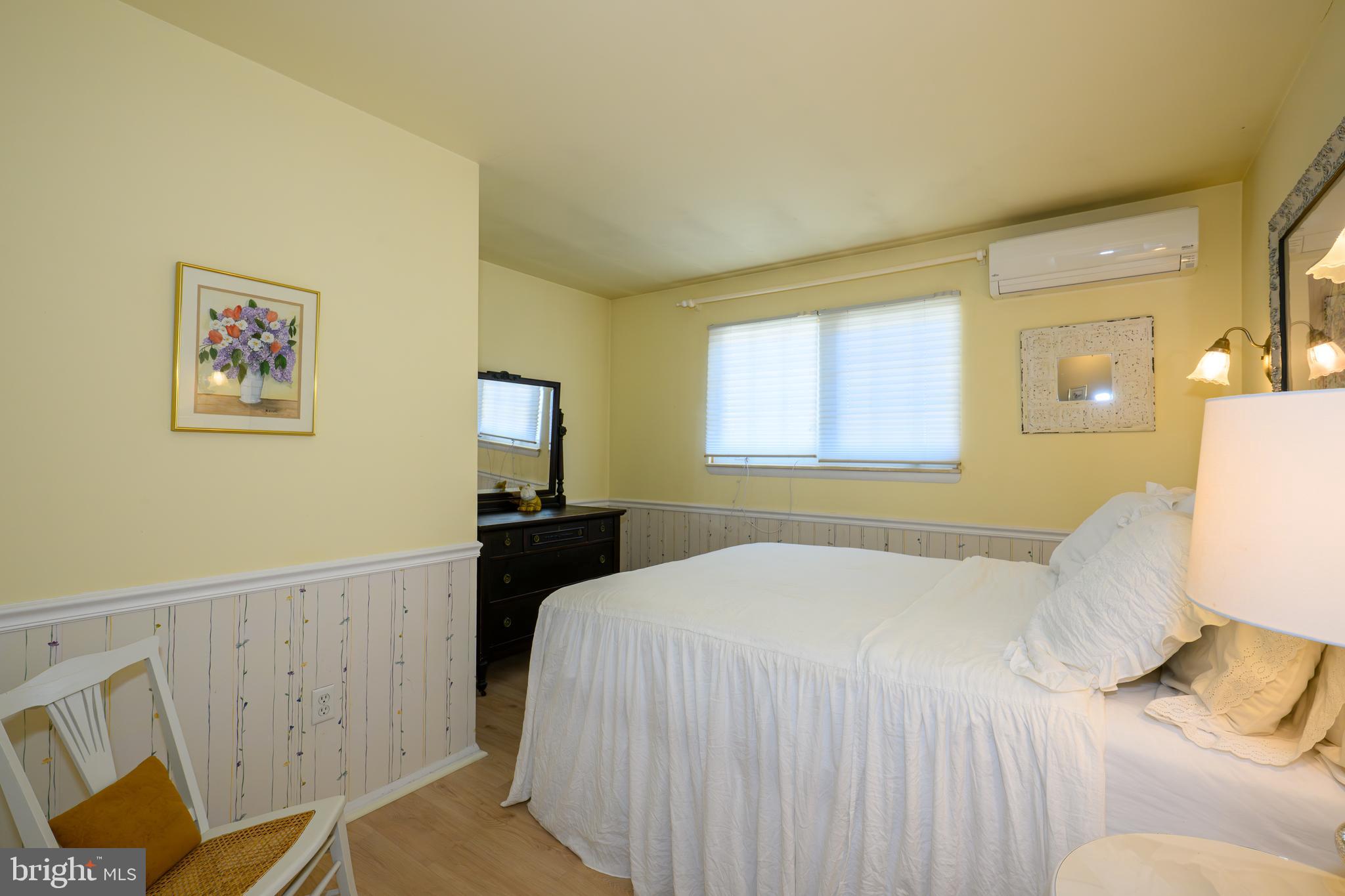 STRAWBERRY HILLS - Residential