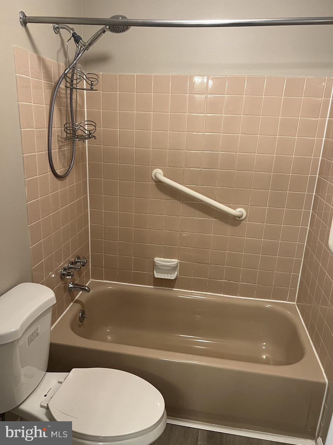 VILLAGE OF HARPERS CHOICE - Residential Lease