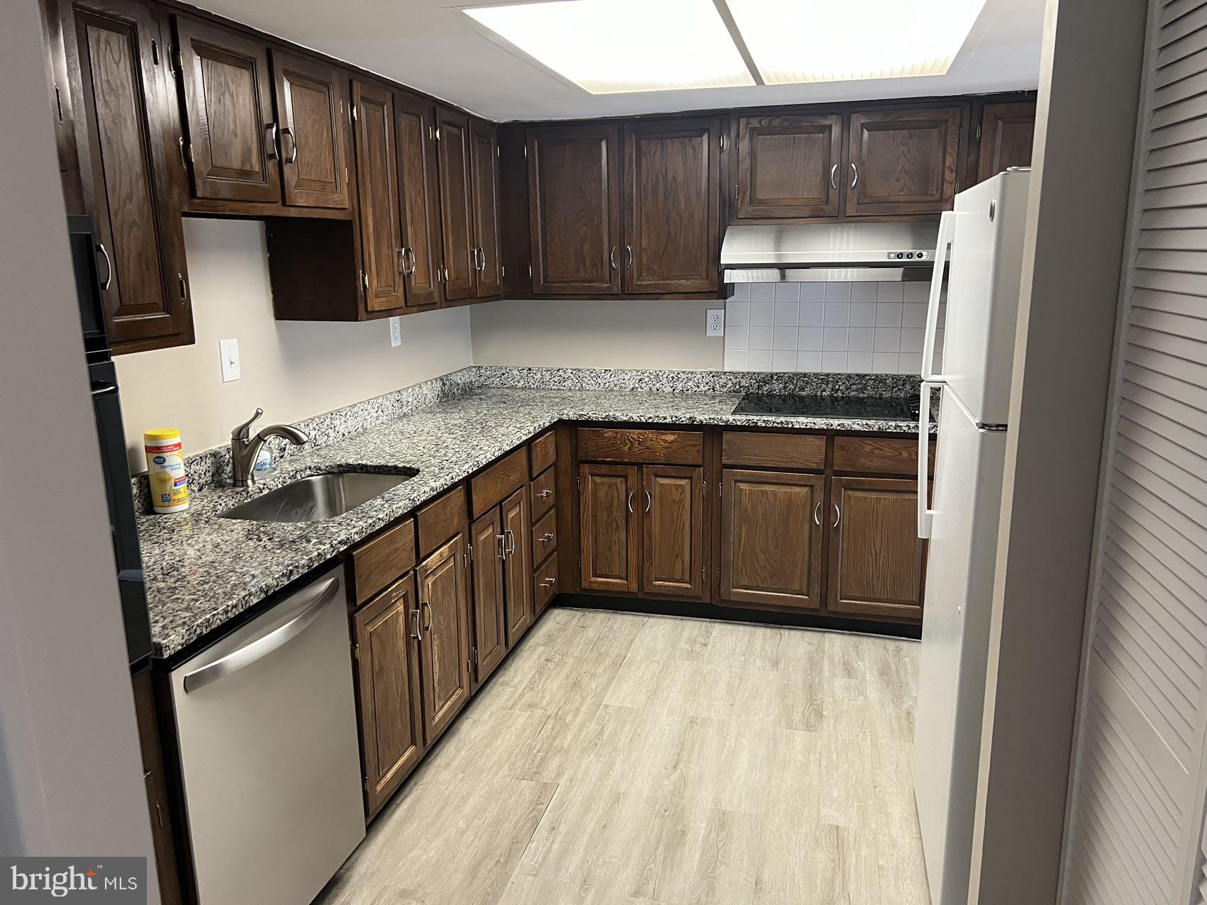 VILLAGE OF HARPERS CHOICE - Residential Lease