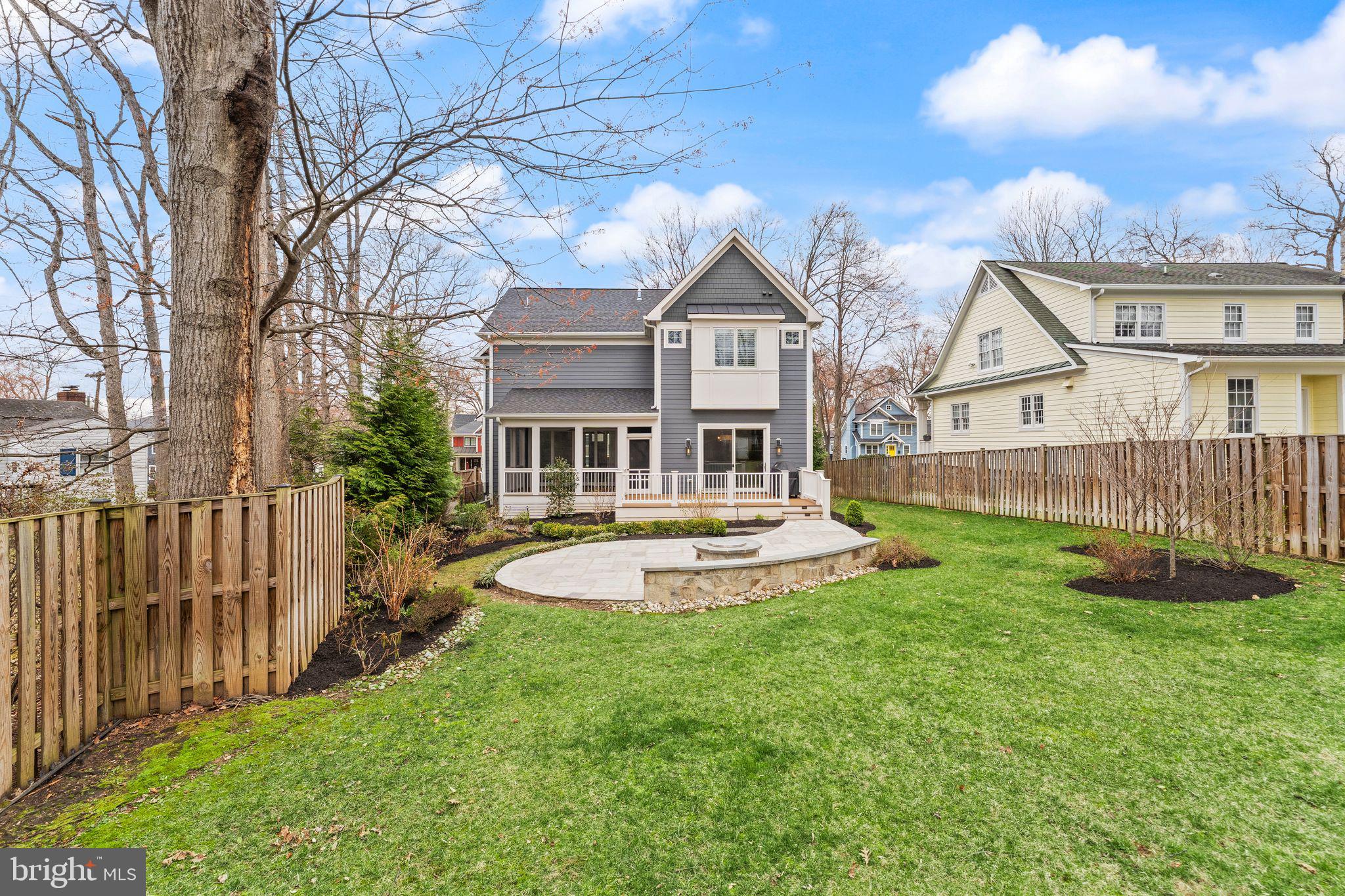 KINGCREST - Residential